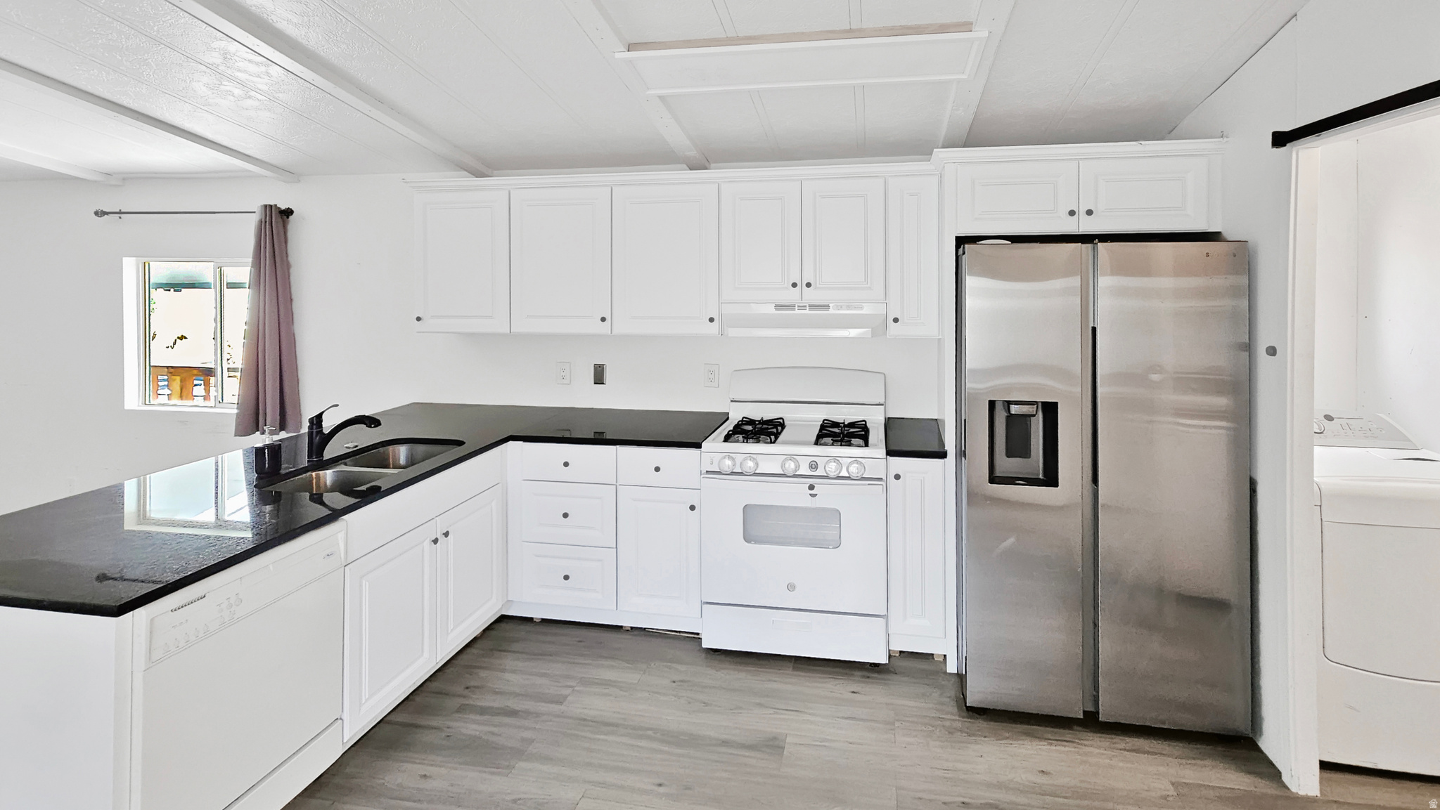 SOUTH WILLOW - Residential