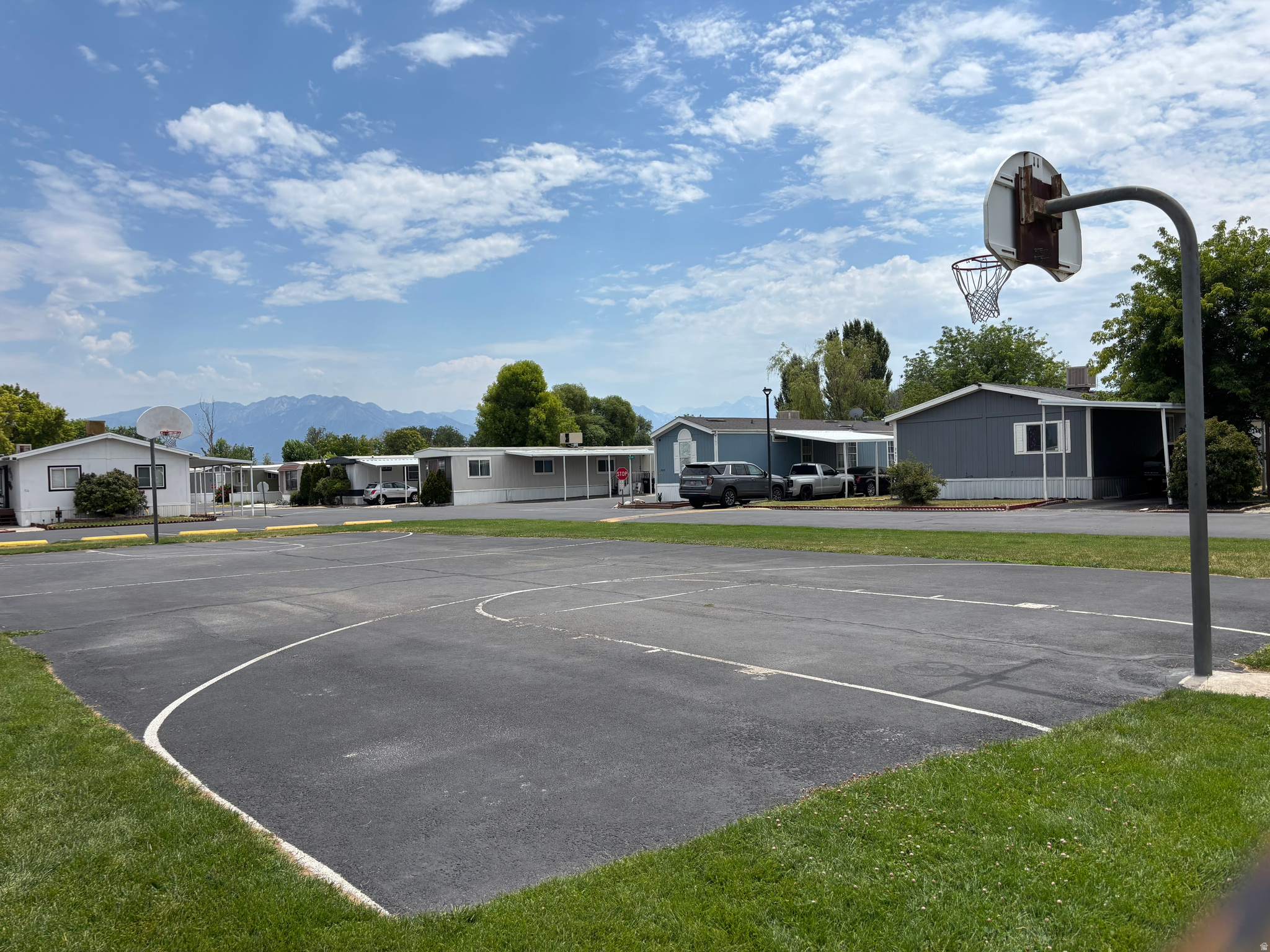 MOUNTAIN VIEW - Residential