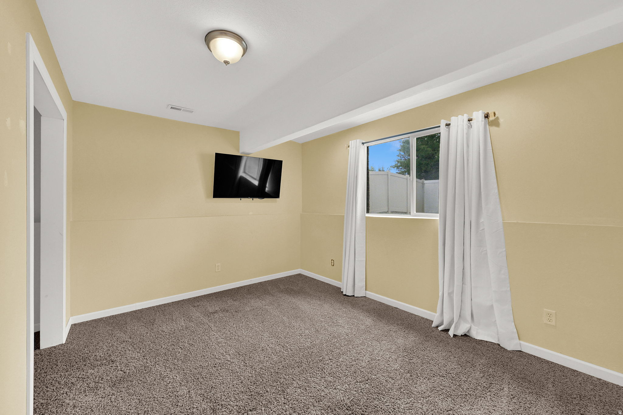 HIGHLANDS GLEN EAGLE - Residential