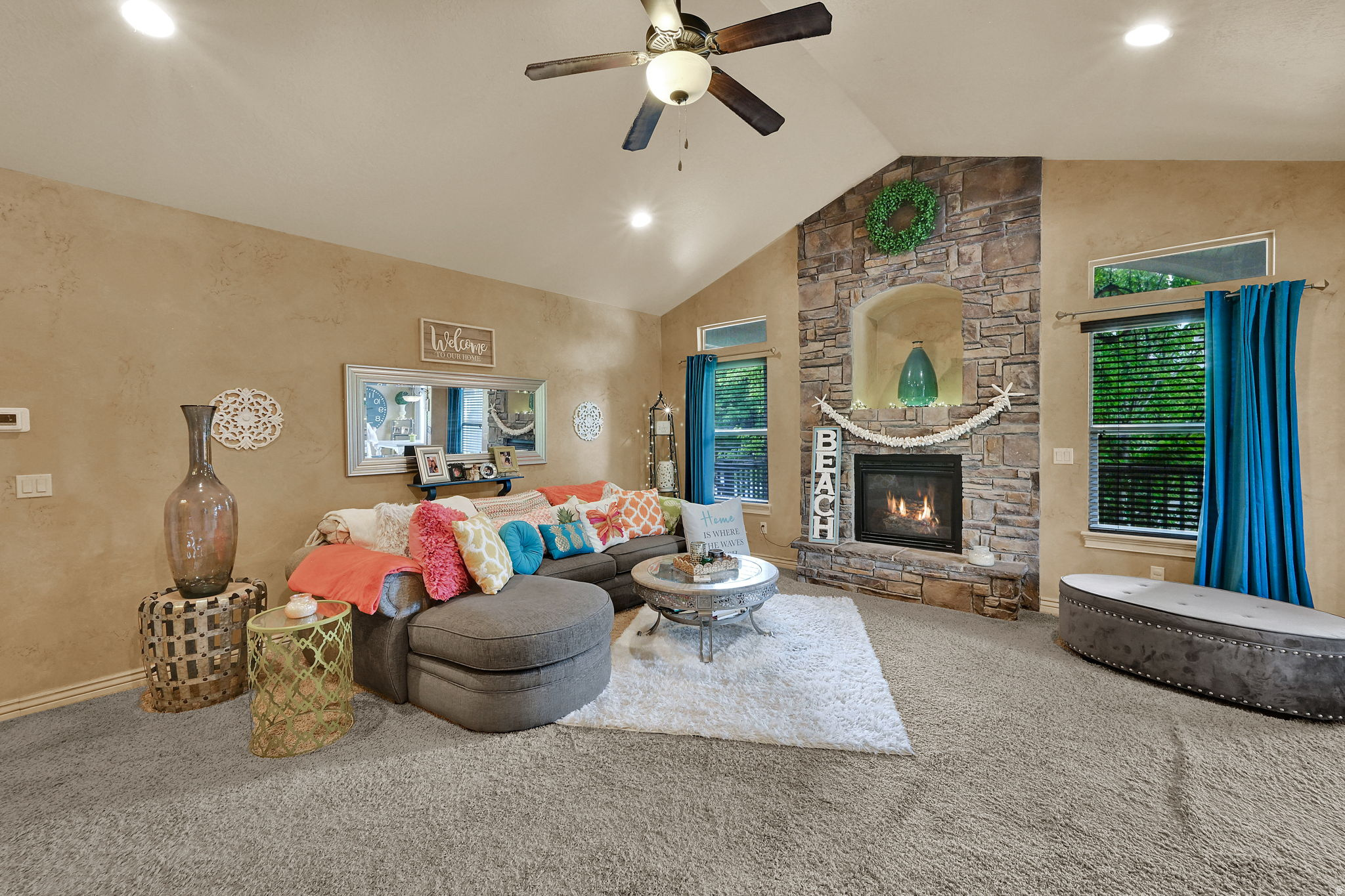 HIGHLANDS GLEN EAGLE - Residential