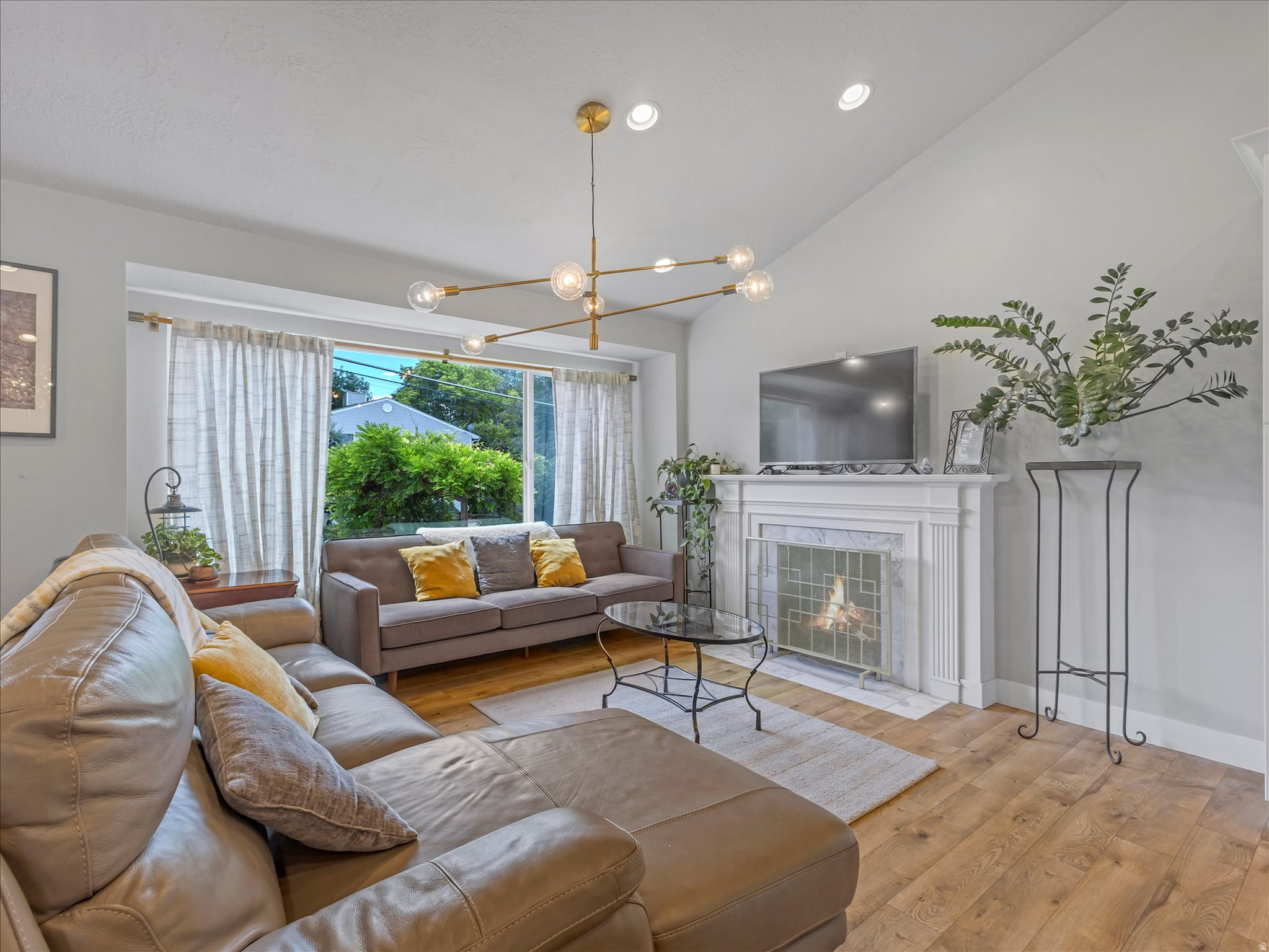 CARTERS CIRCLE - Residential