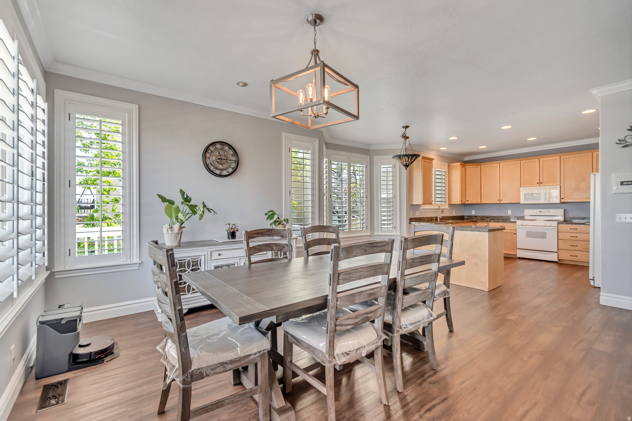 SOUTH MOUNTAIN - Residential