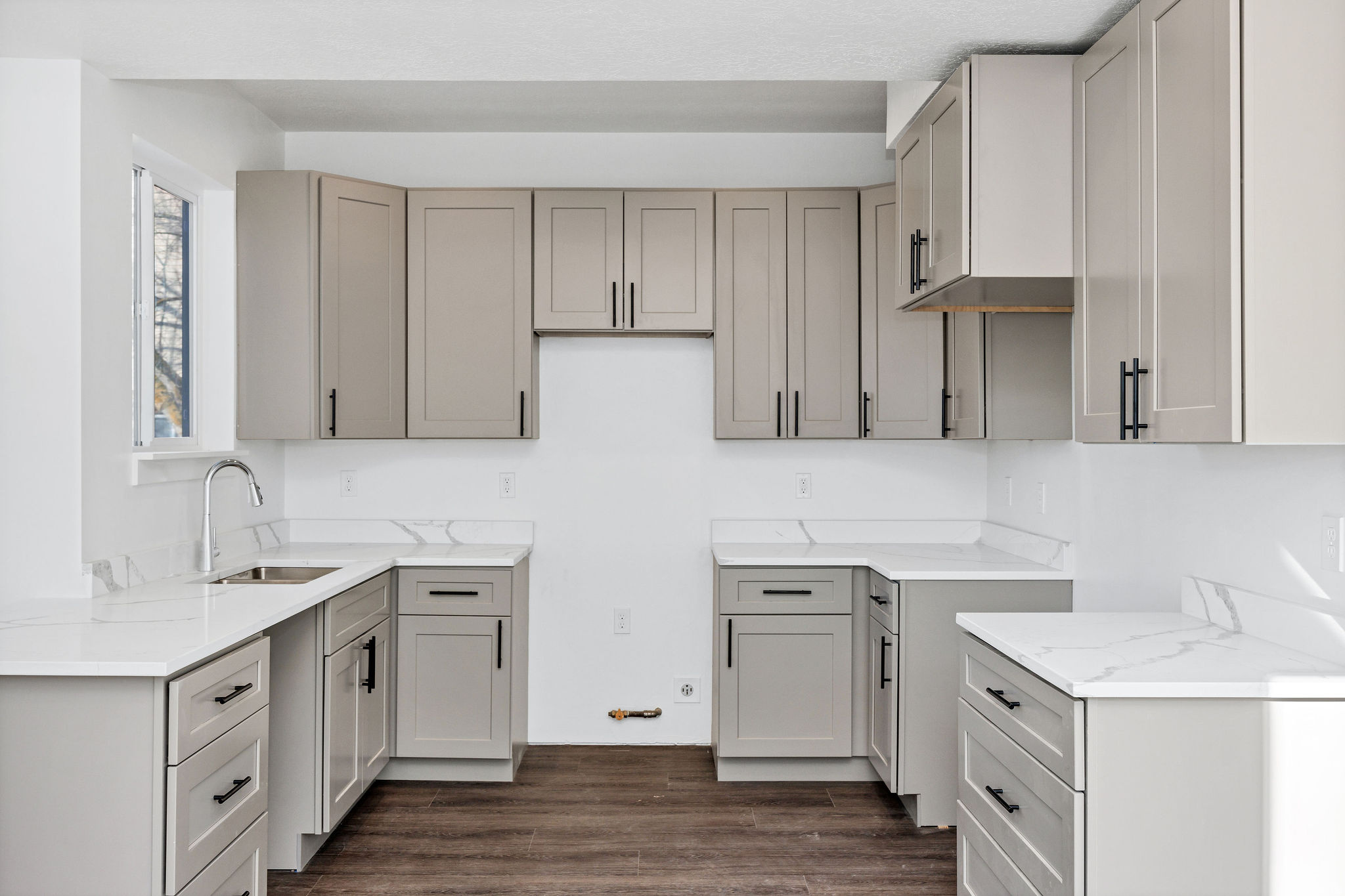 LLOYD ESTATES SUBDIVISION - Residential