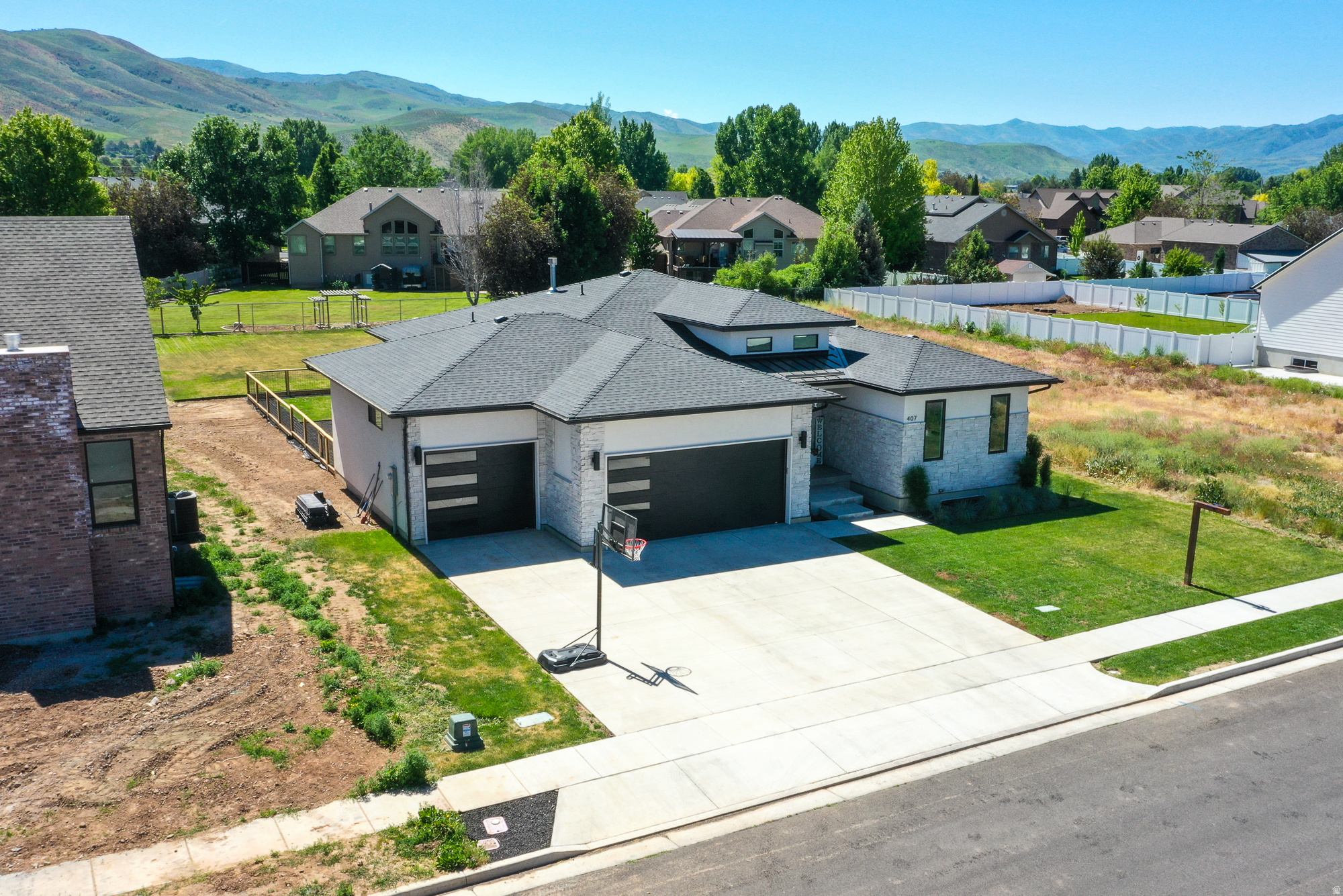 PHEASANT RUN - Residential