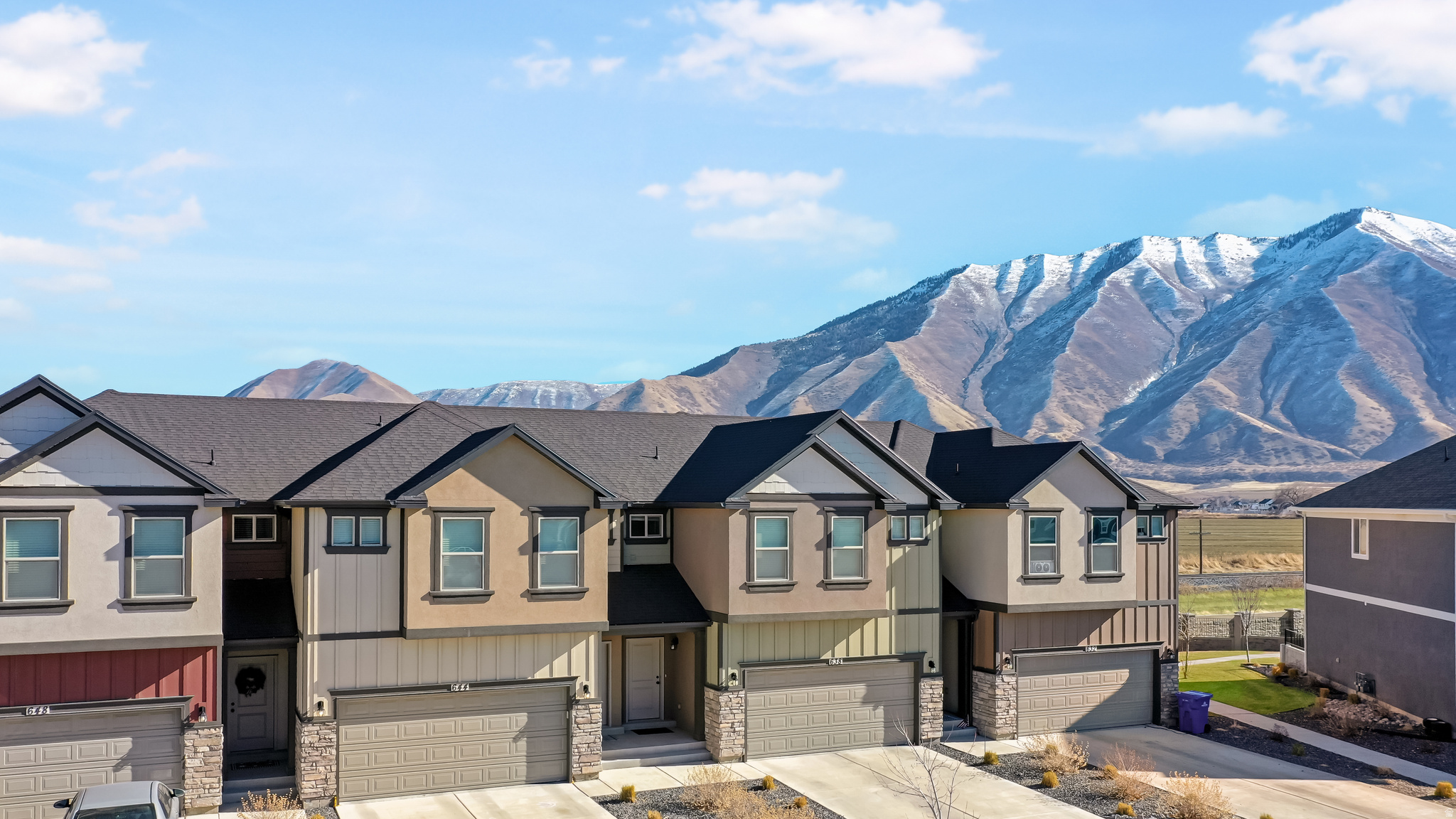 LEGACY TOWNHOMES LLC - Residential