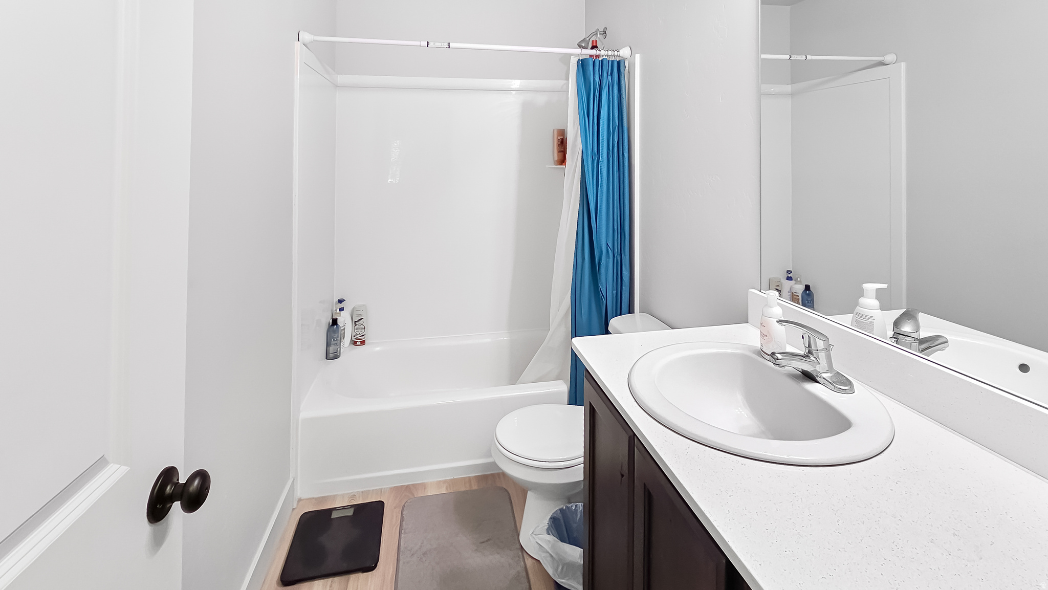 LEGACY TOWNHOMES LLC - Residential