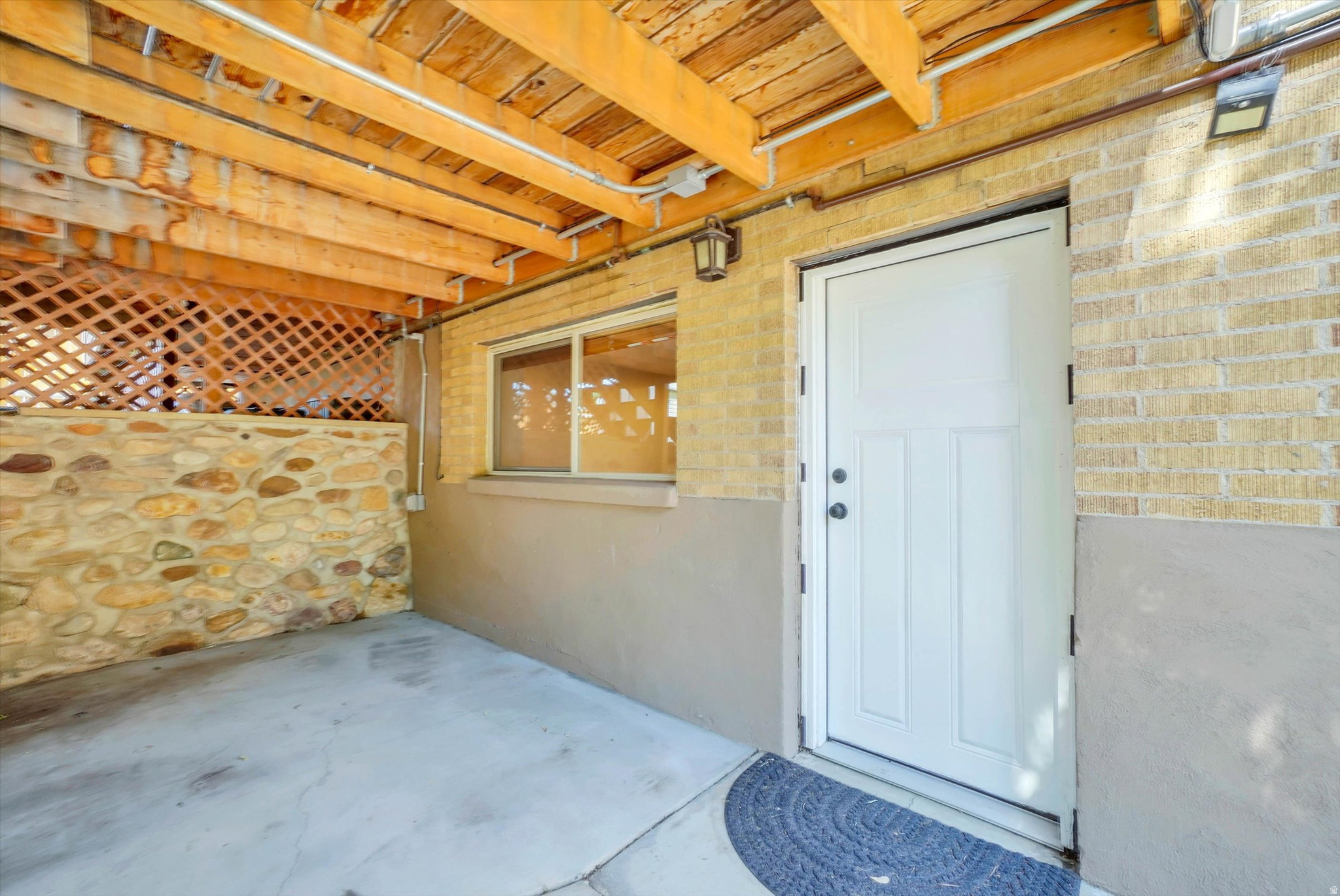 MAYWOOD HILLS - Residential