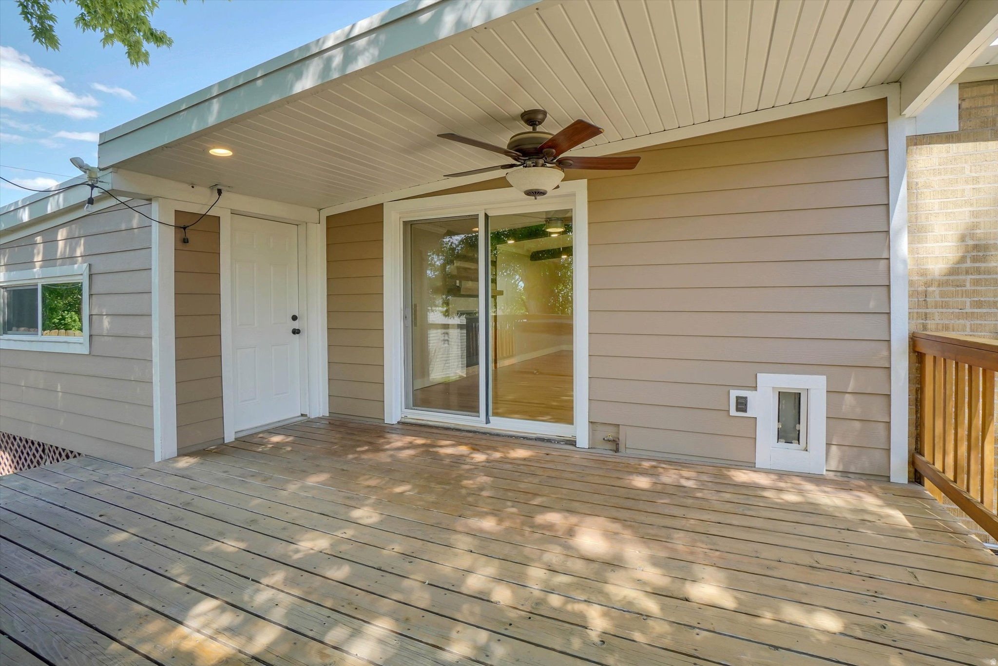 MAYWOOD HILLS - Residential