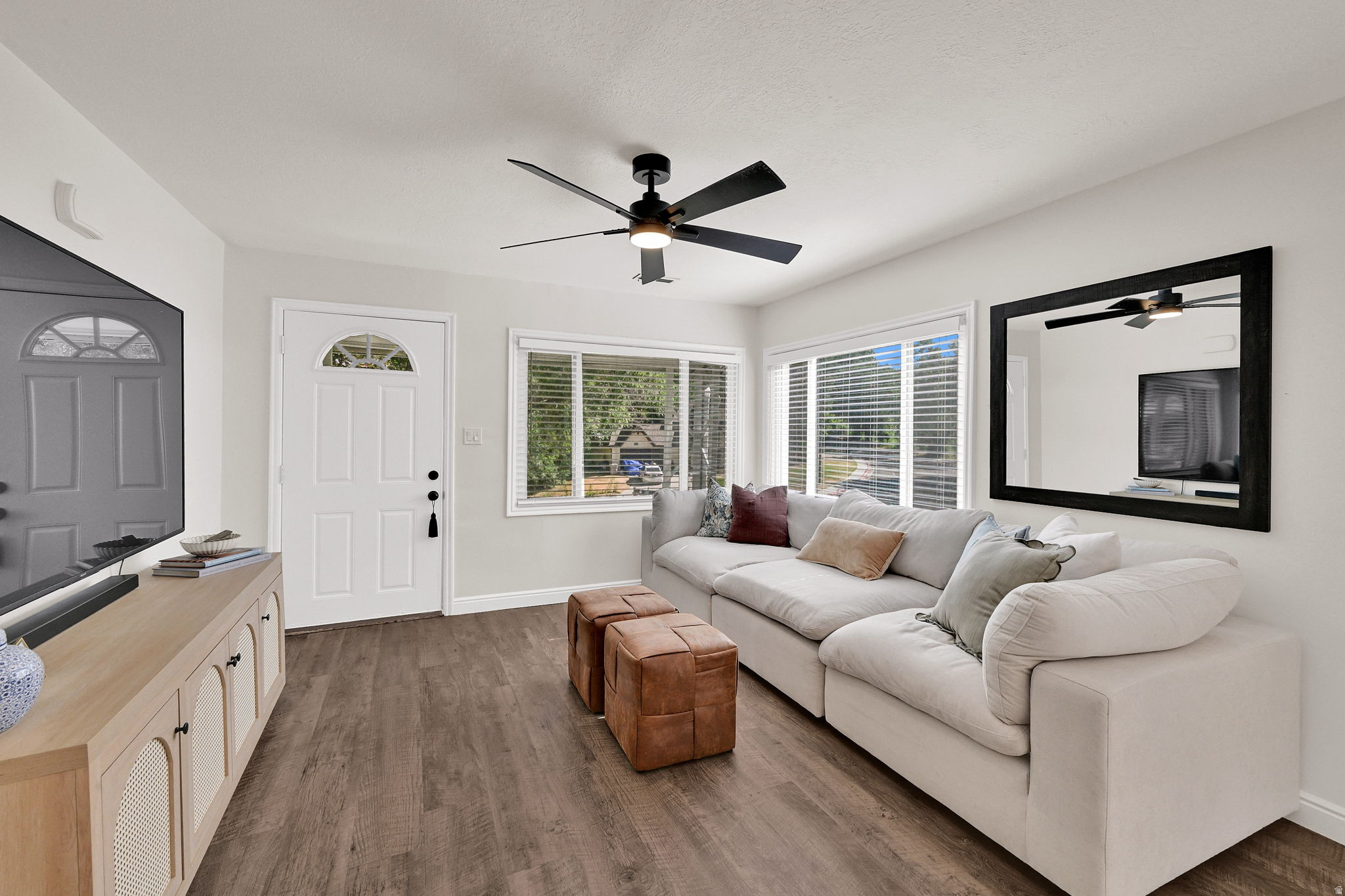 COUNTRY CLUB HEIGHTS - Residential