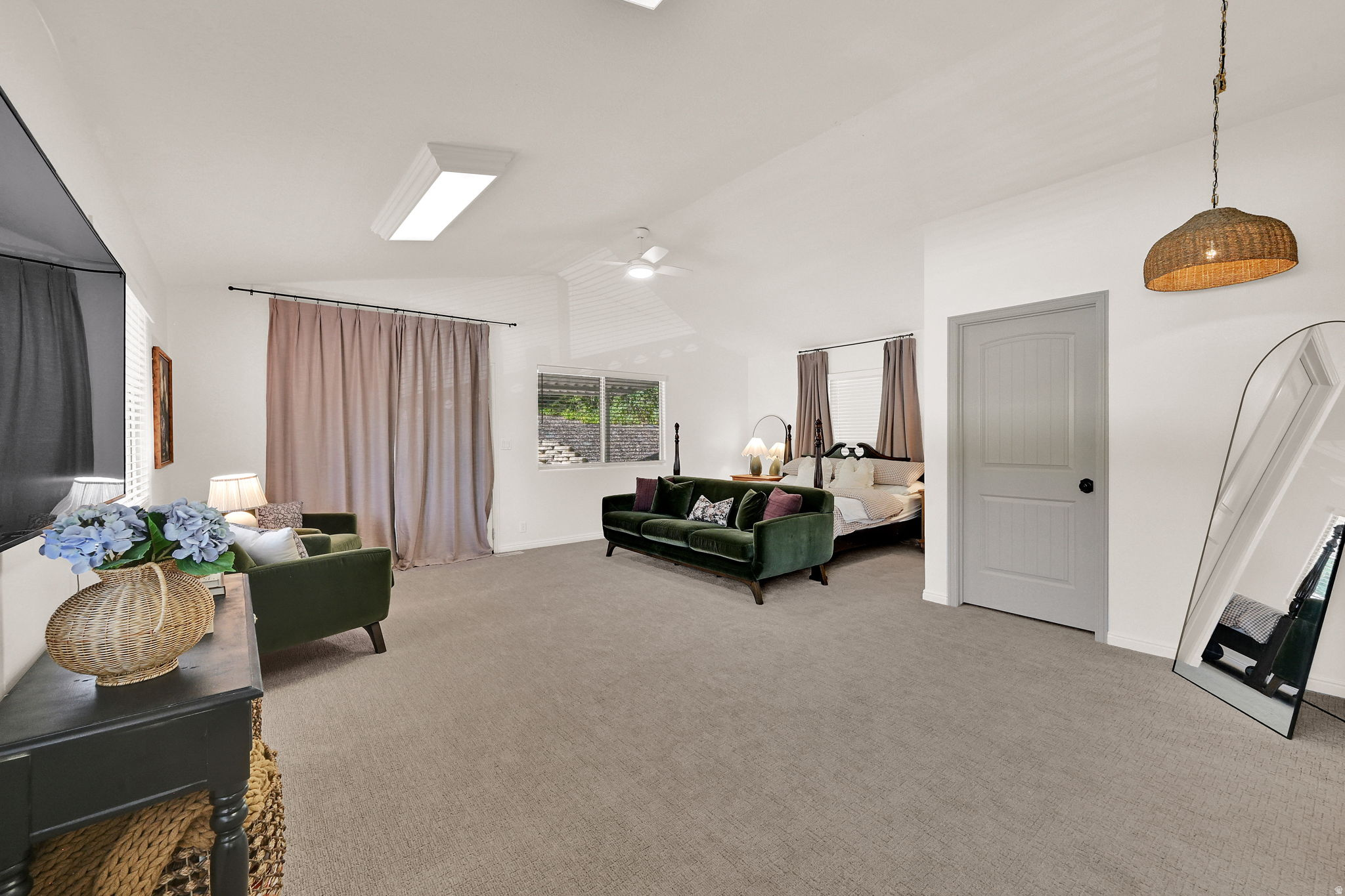 COUNTRY CLUB HEIGHTS - Residential