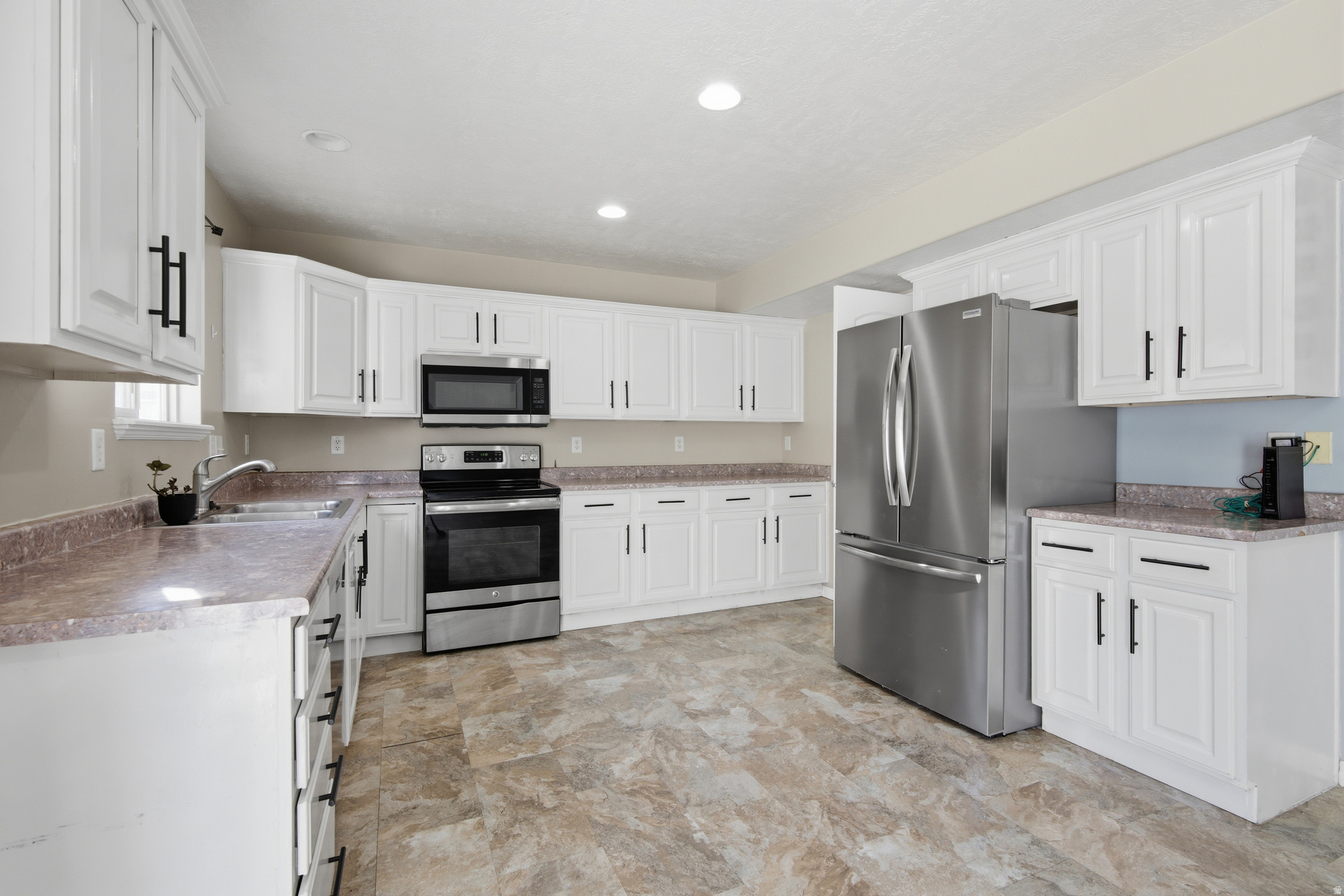 CRESCENT COURT - Residential
