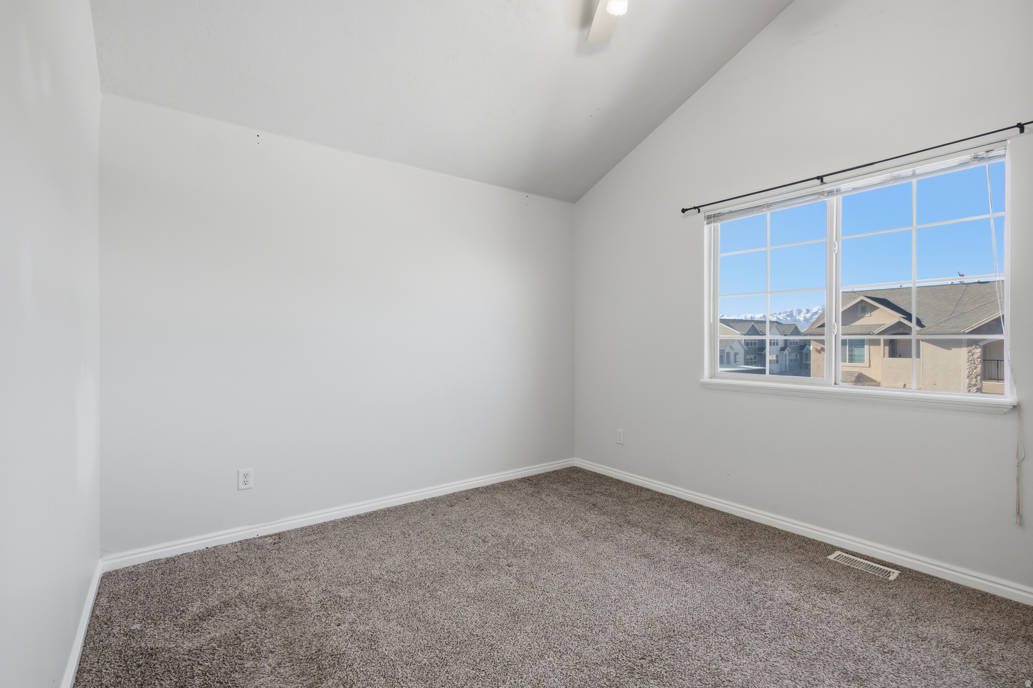 CRESCENT COURT - Residential