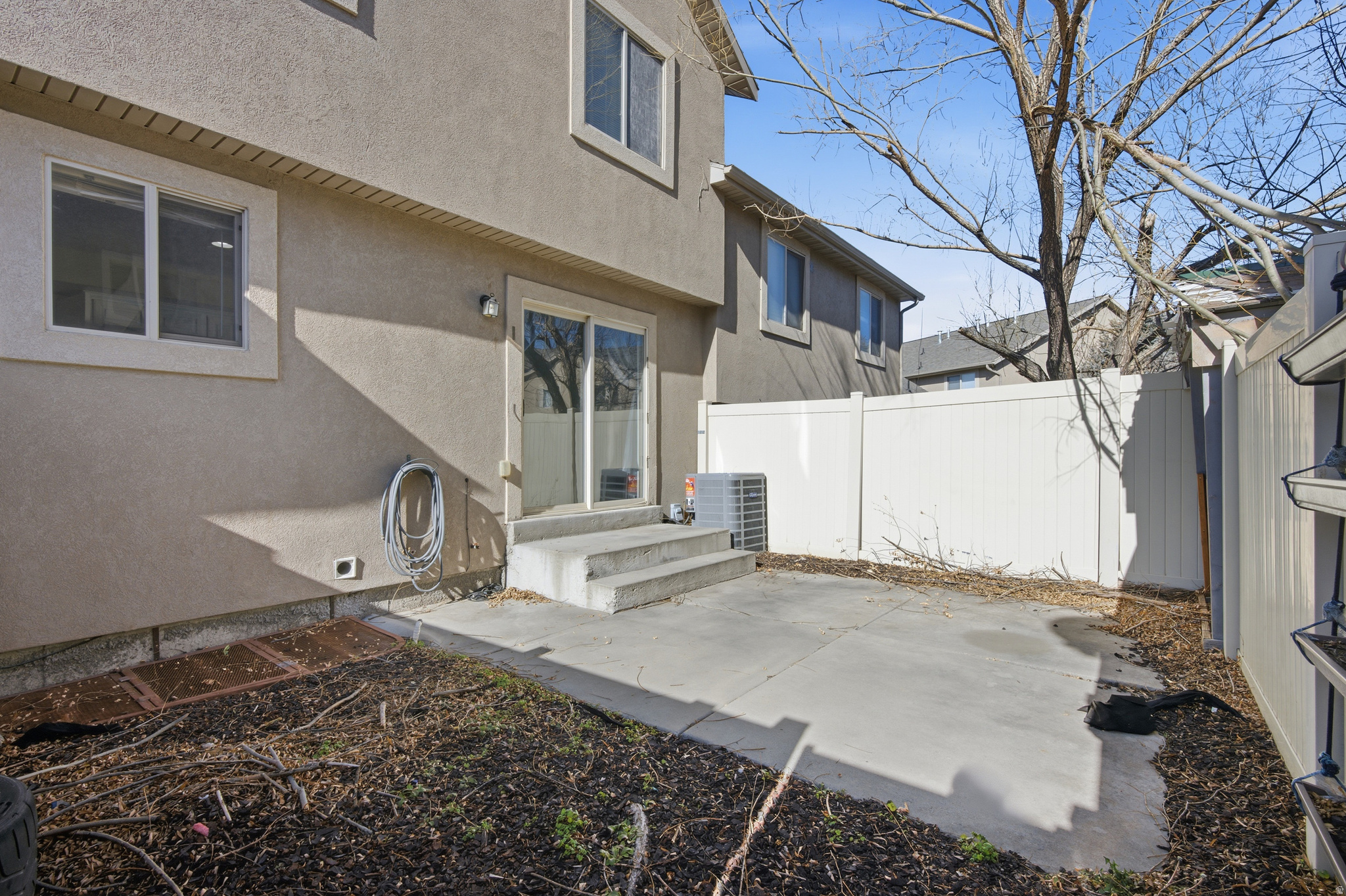 CRESCENT COURT - Residential
