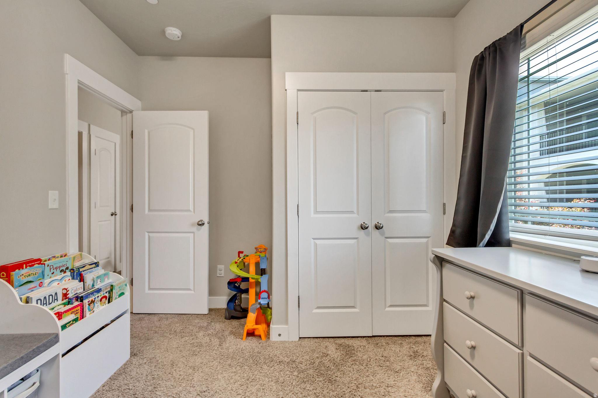 HILLCREST CONDOS - Residential