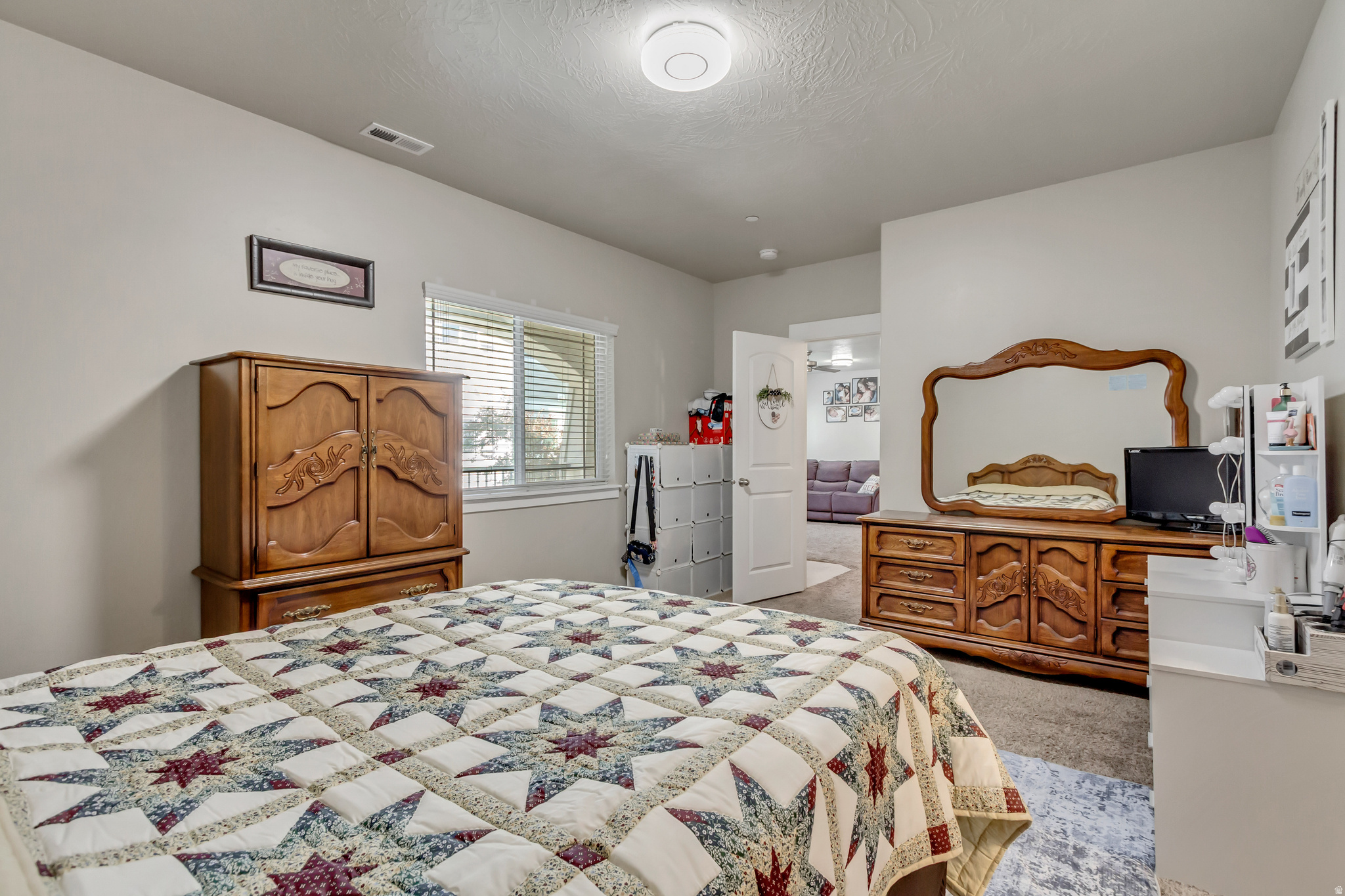 HILLCREST CONDOS - Residential