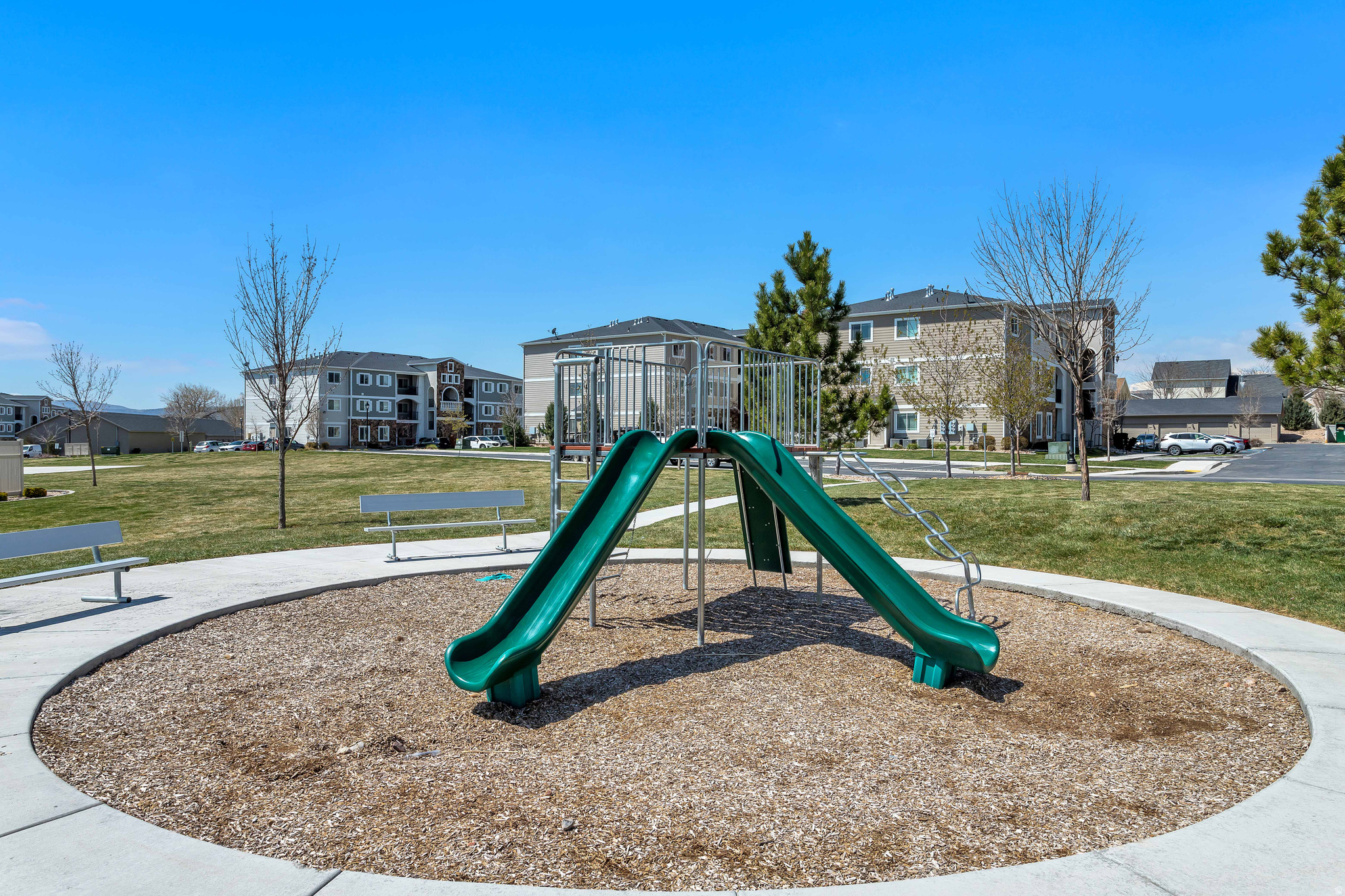 HILLCREST CONDOS - Residential