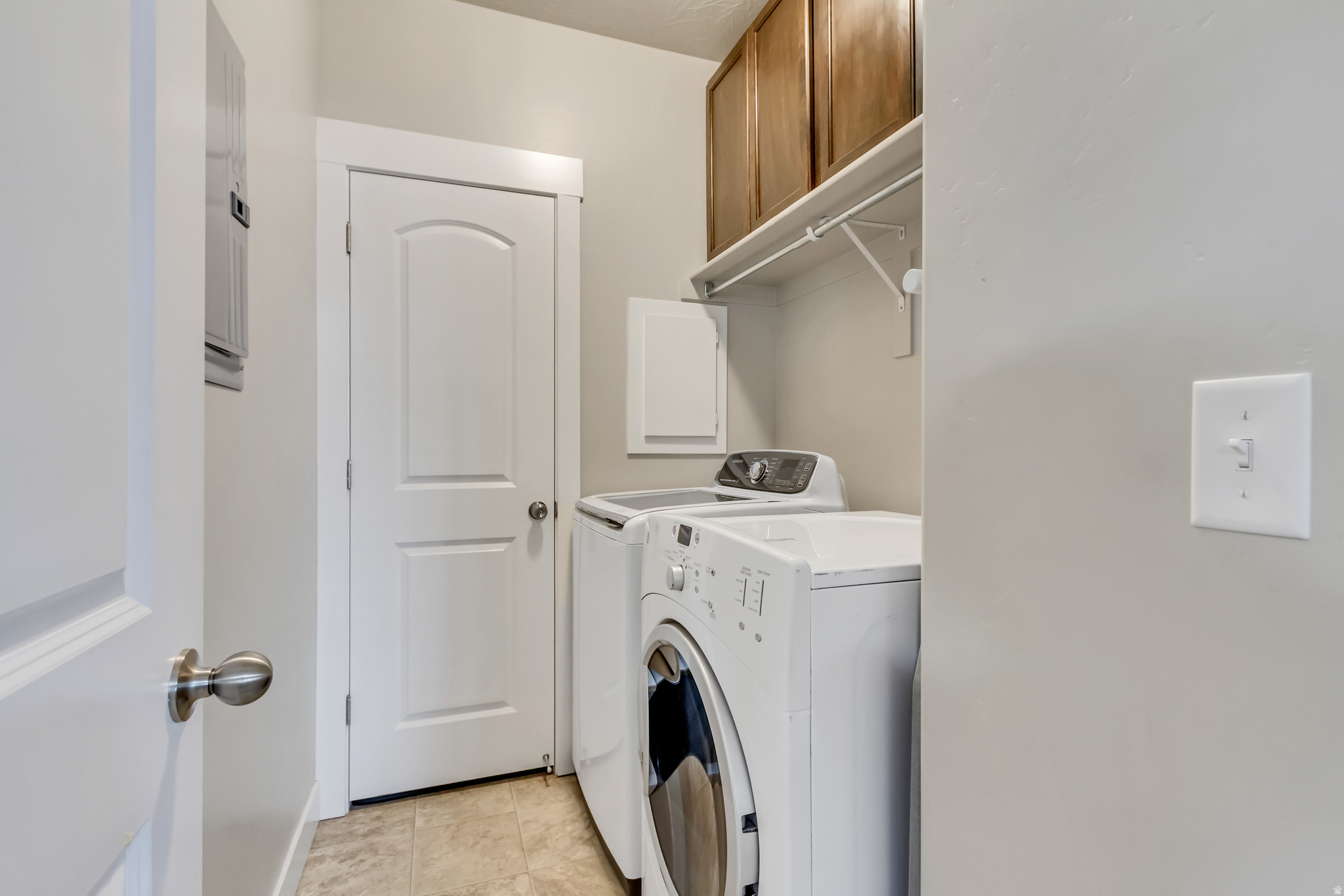 HILLCREST CONDOS - Residential
