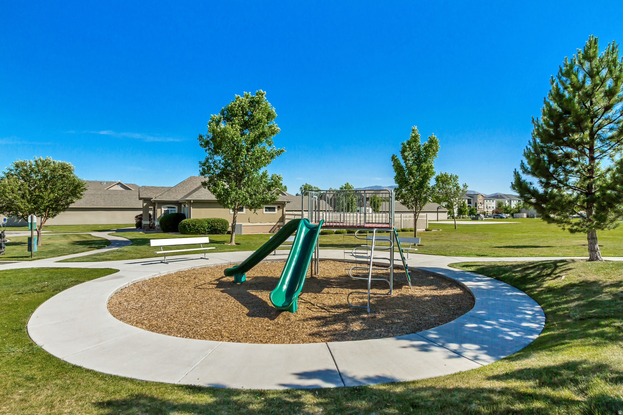 HILLCREST CONDOS - Residential