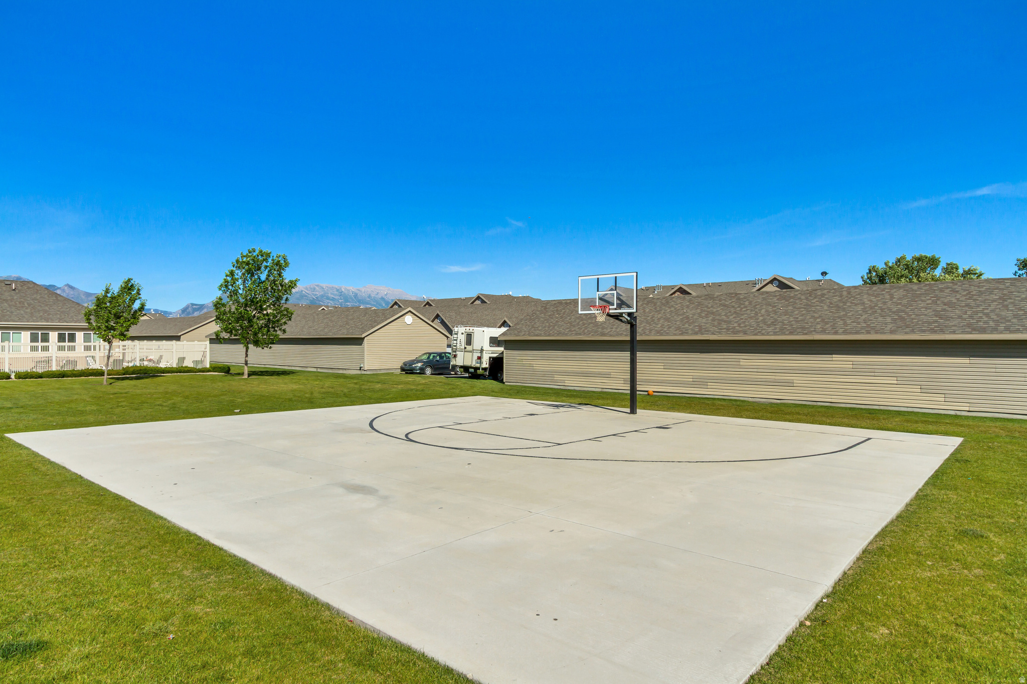 HILLCREST CONDOS - Residential