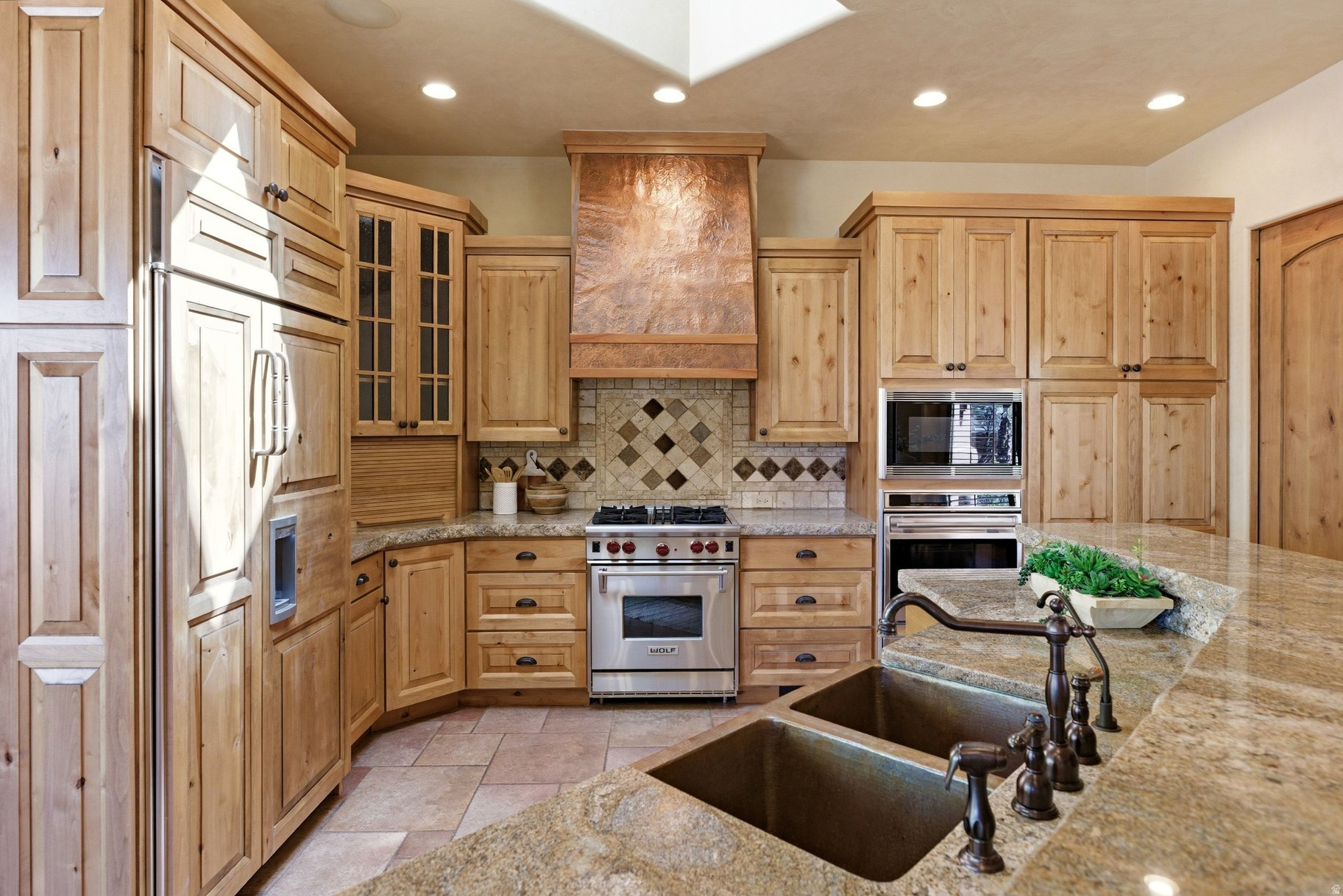 KACHINA SPRINGS AT E - Residential