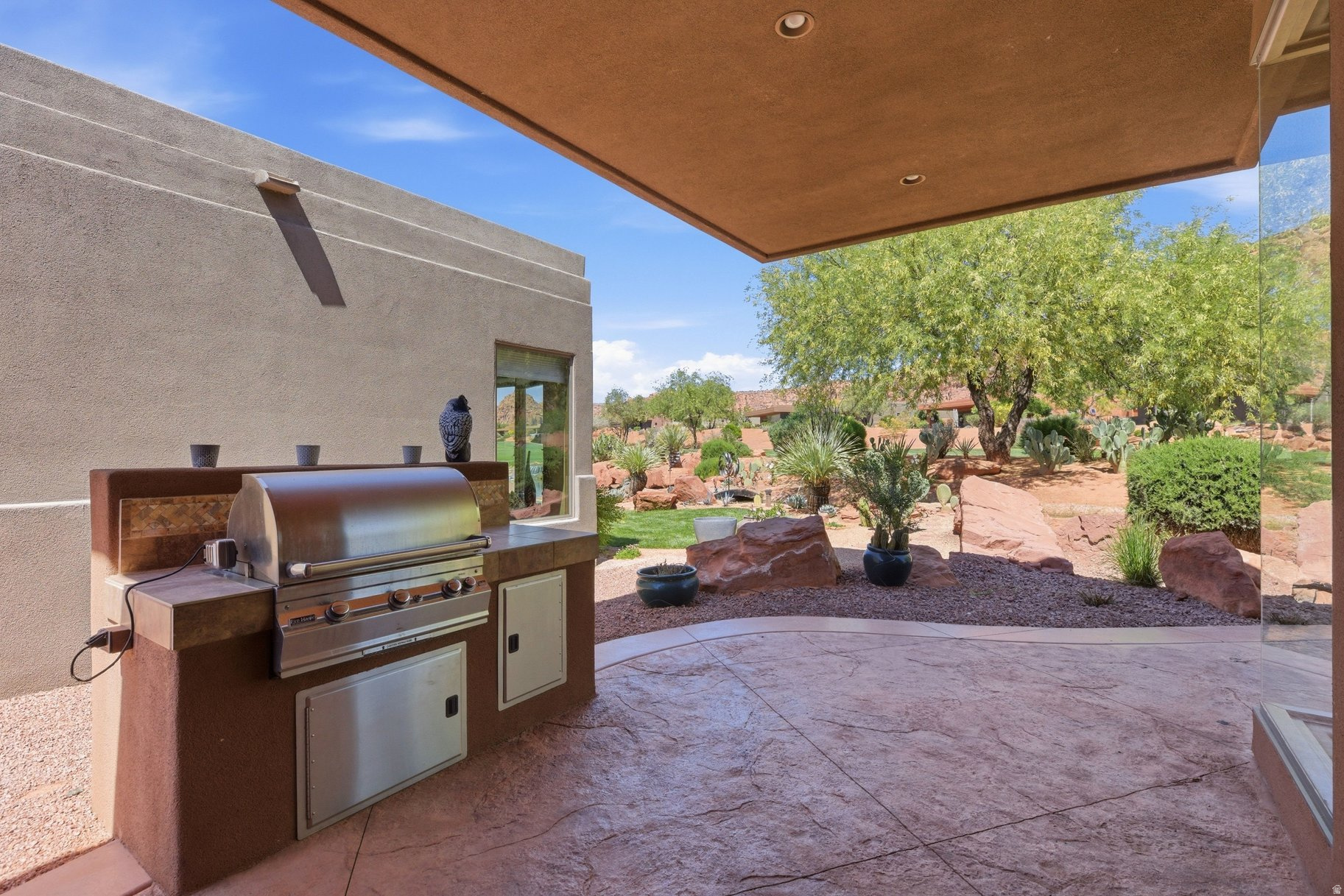 KACHINA SPRINGS AT E - Residential