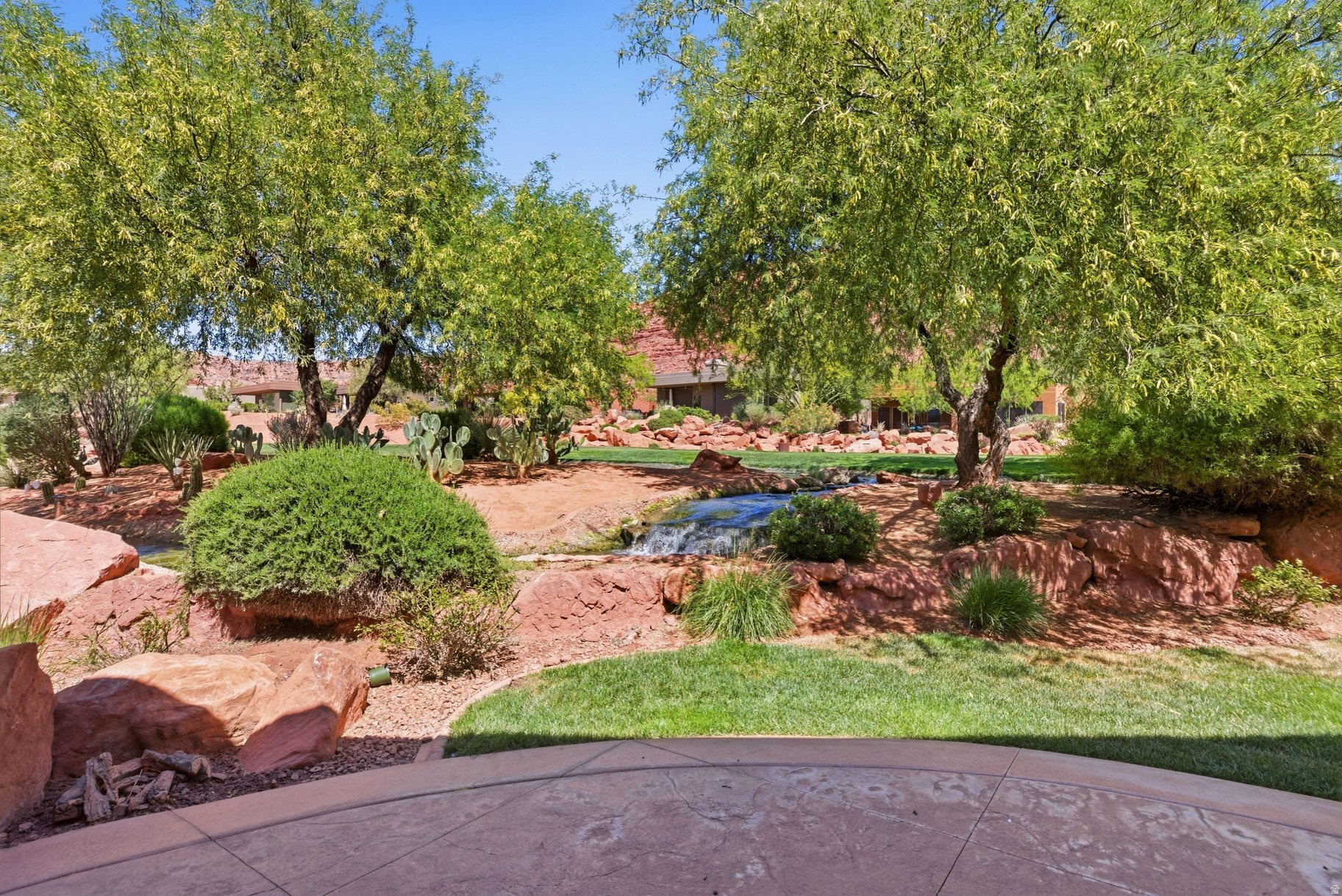 KACHINA SPRINGS AT E - Residential