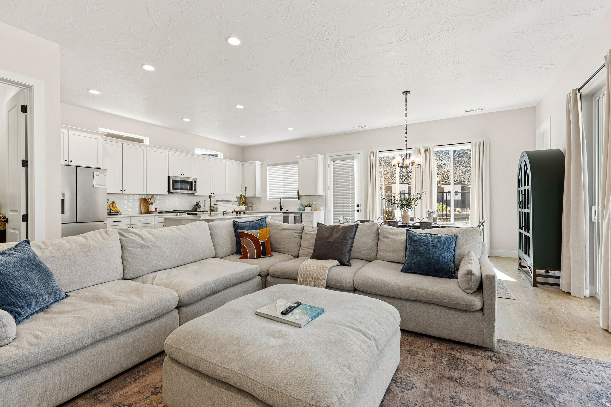 BLACK RIDGE COVE 1 - Residential
