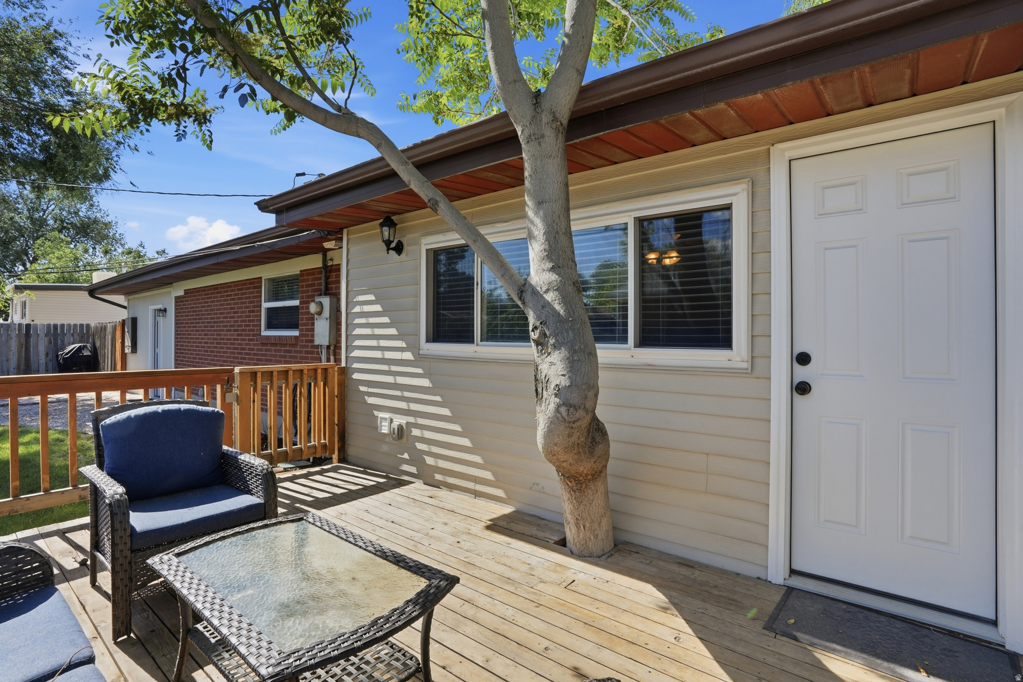 MEADOWS - Residential