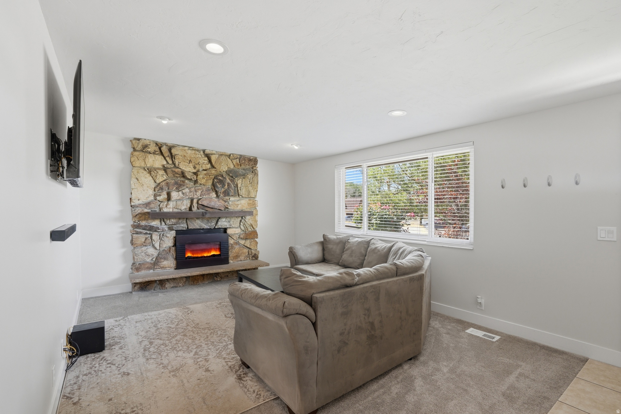 MEADOWS - Residential