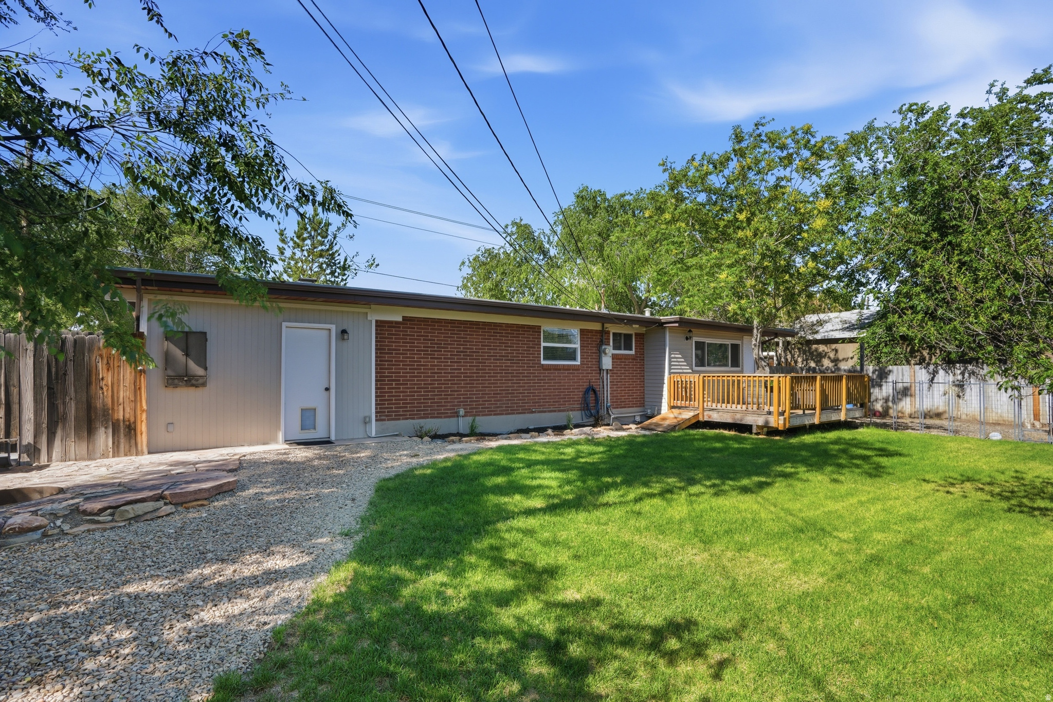 MEADOWS - Residential