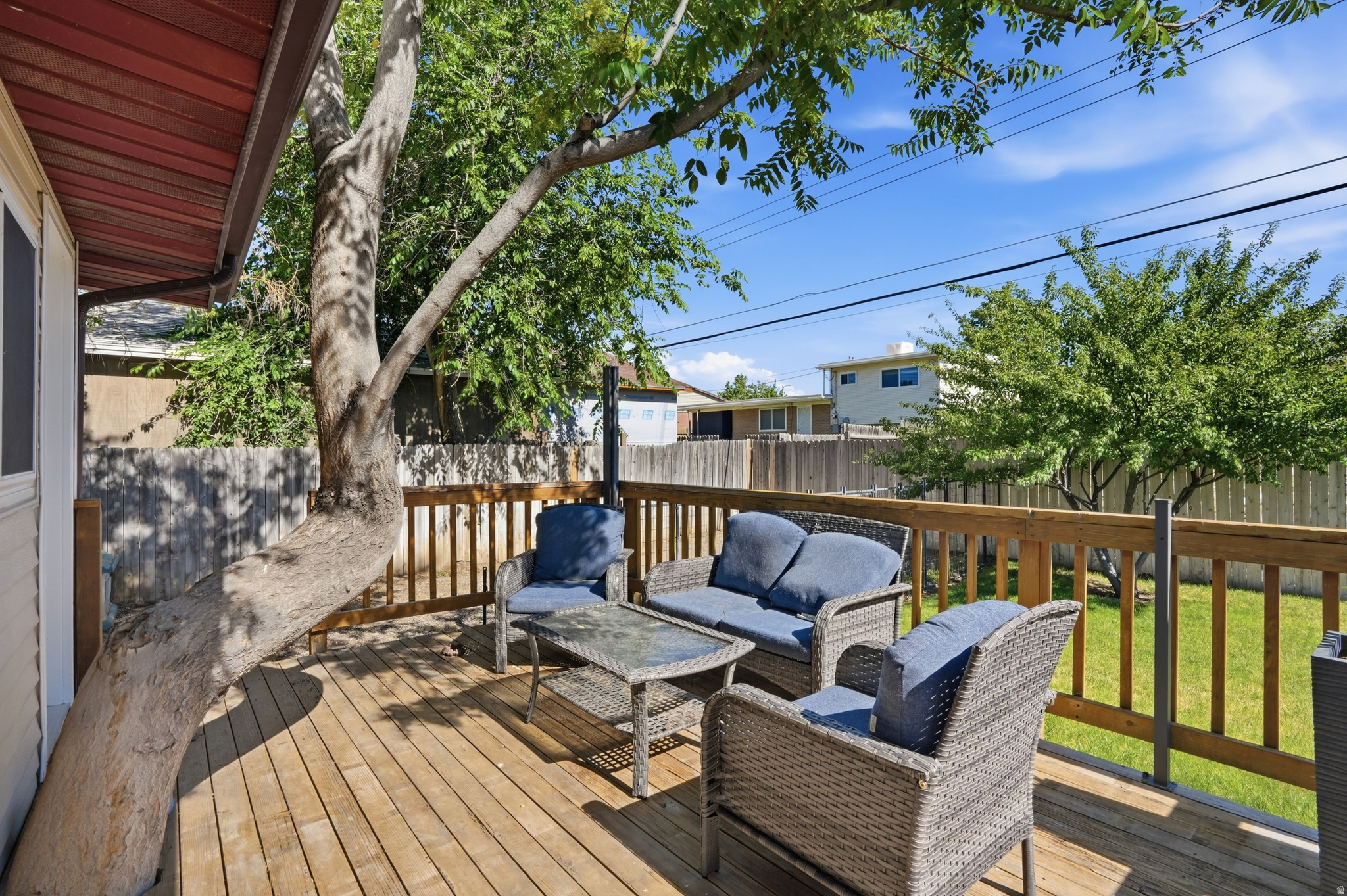 MEADOWS - Residential