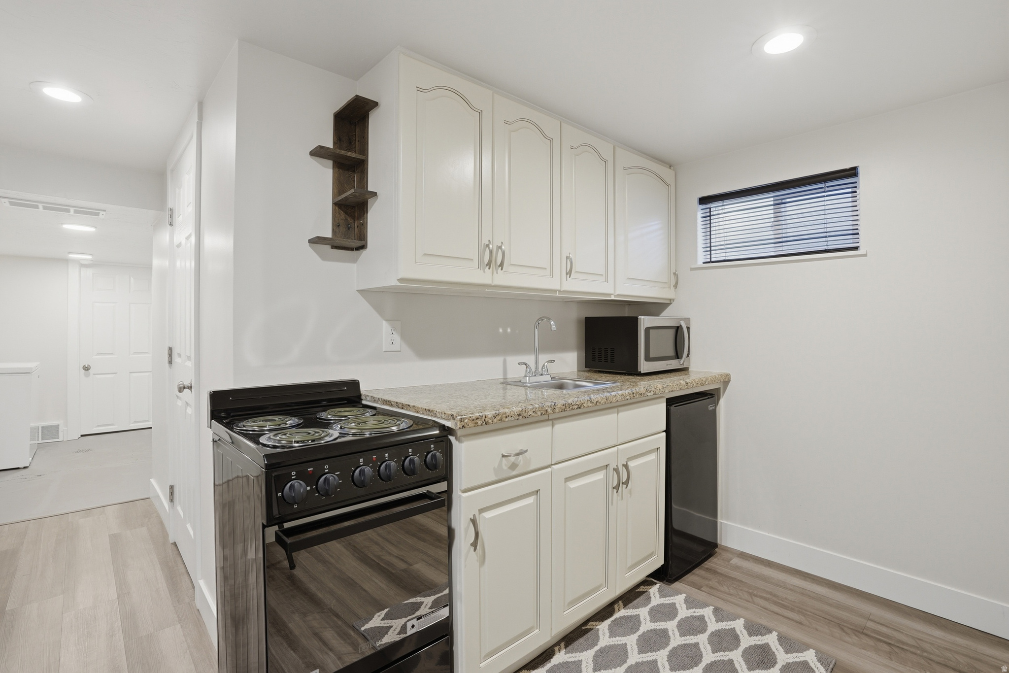 MEADOWS - Residential
