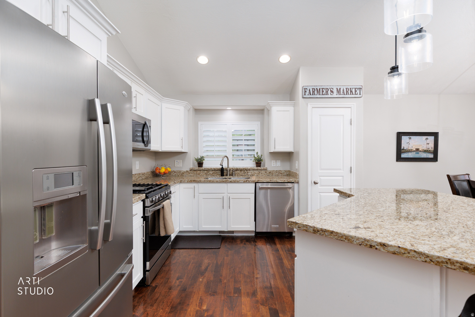 CARRARA VILLAS AMD - Residential