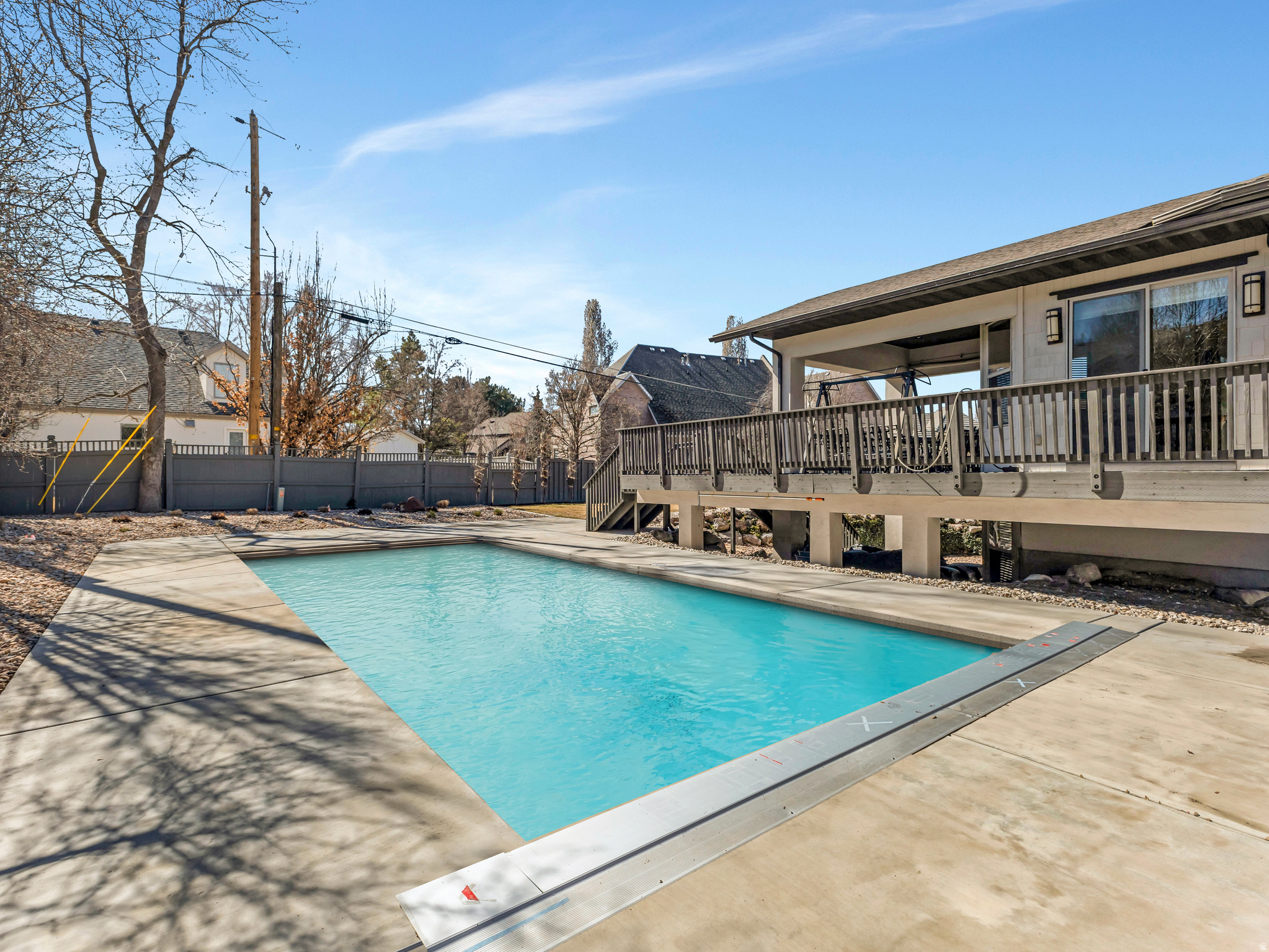 CHARLESTON PLACE - Residential