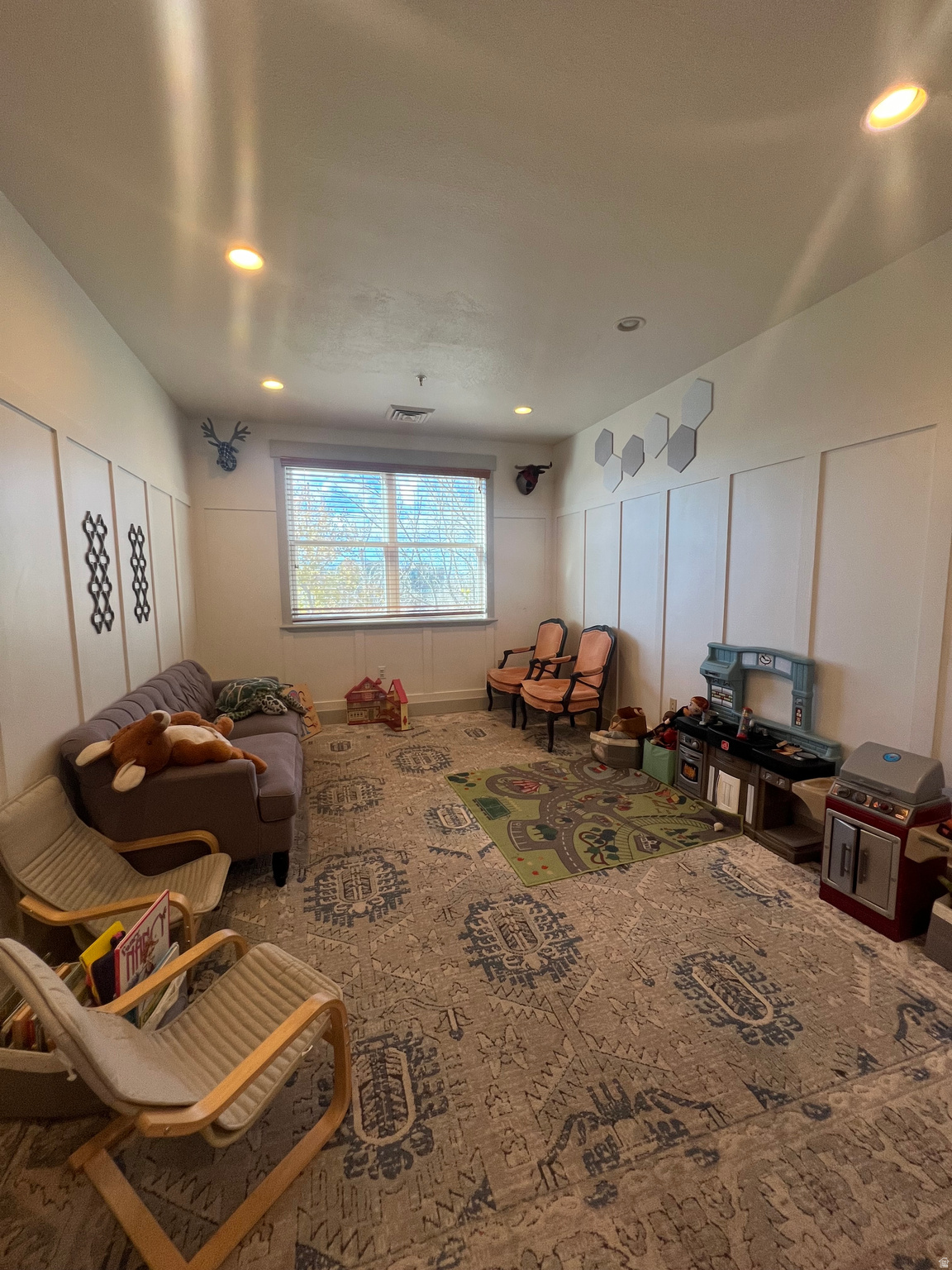 COTTONWOOD R - Commercial Sale