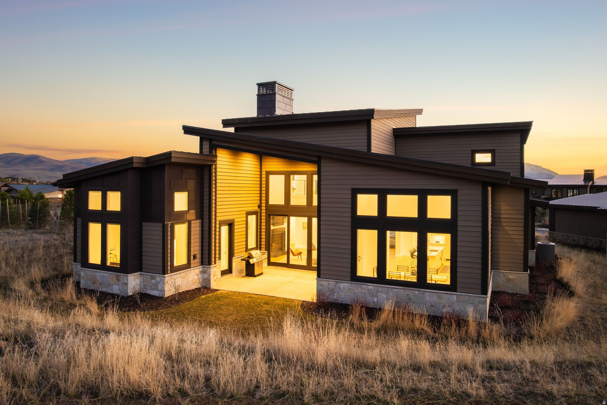 RED LEDGES - Residential