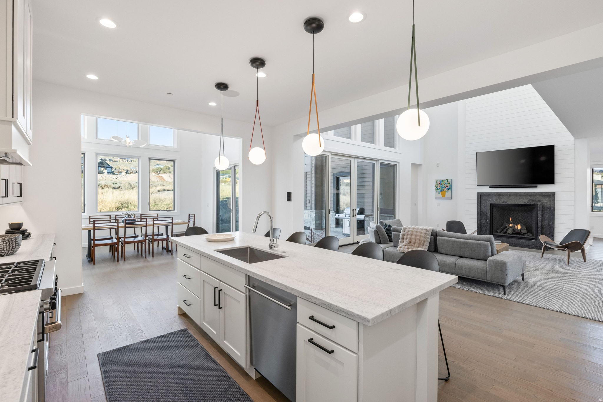 RED LEDGES - Residential