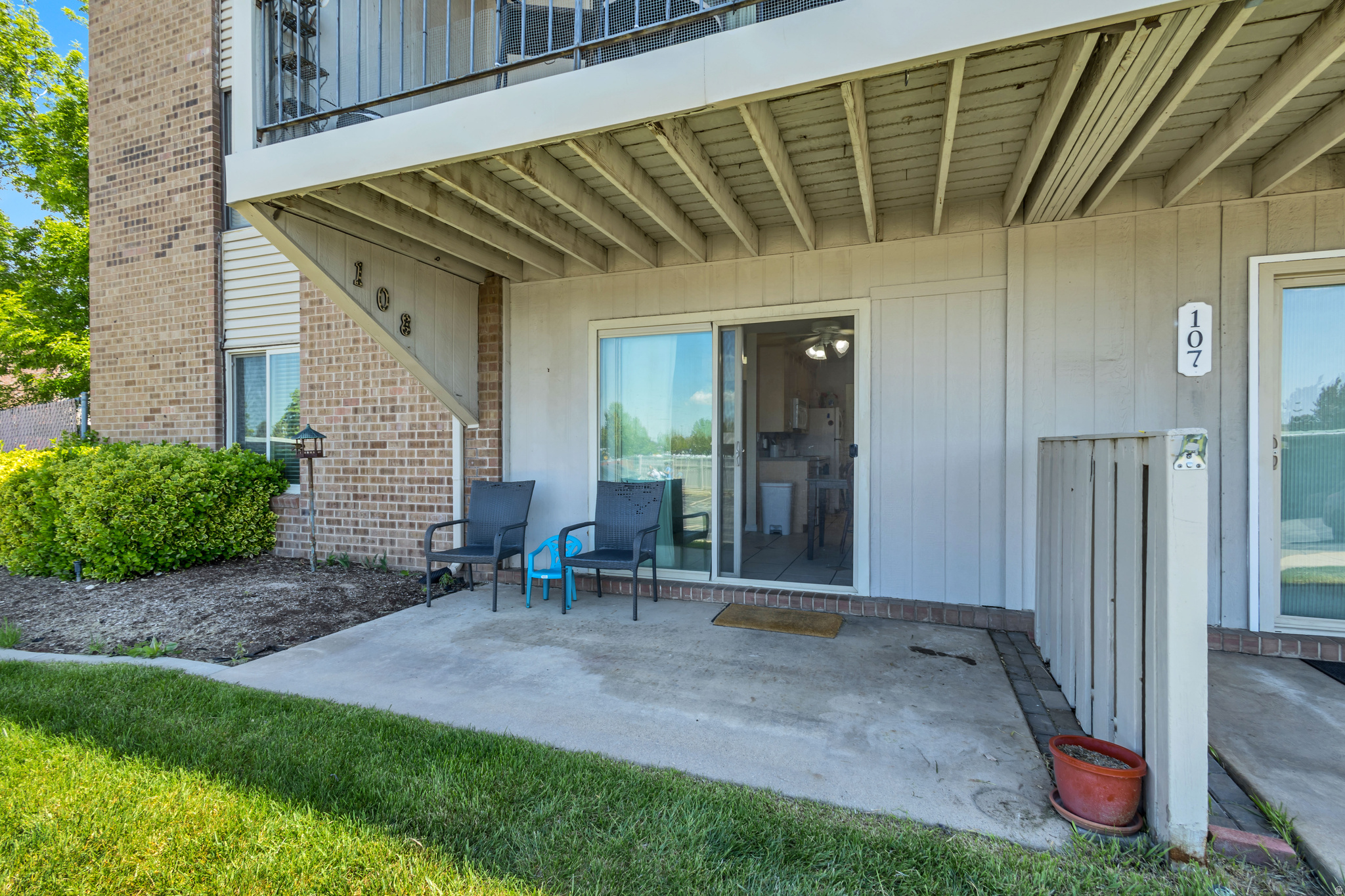 BOUNTIFUL MANOR - Residential
