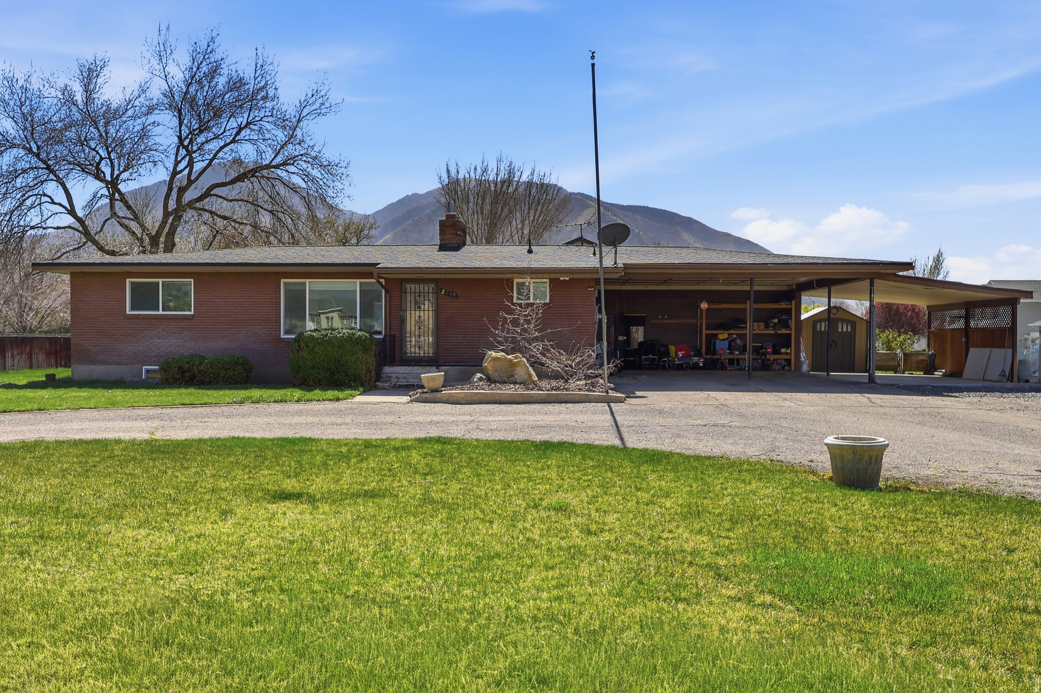 DAVIS - Residential