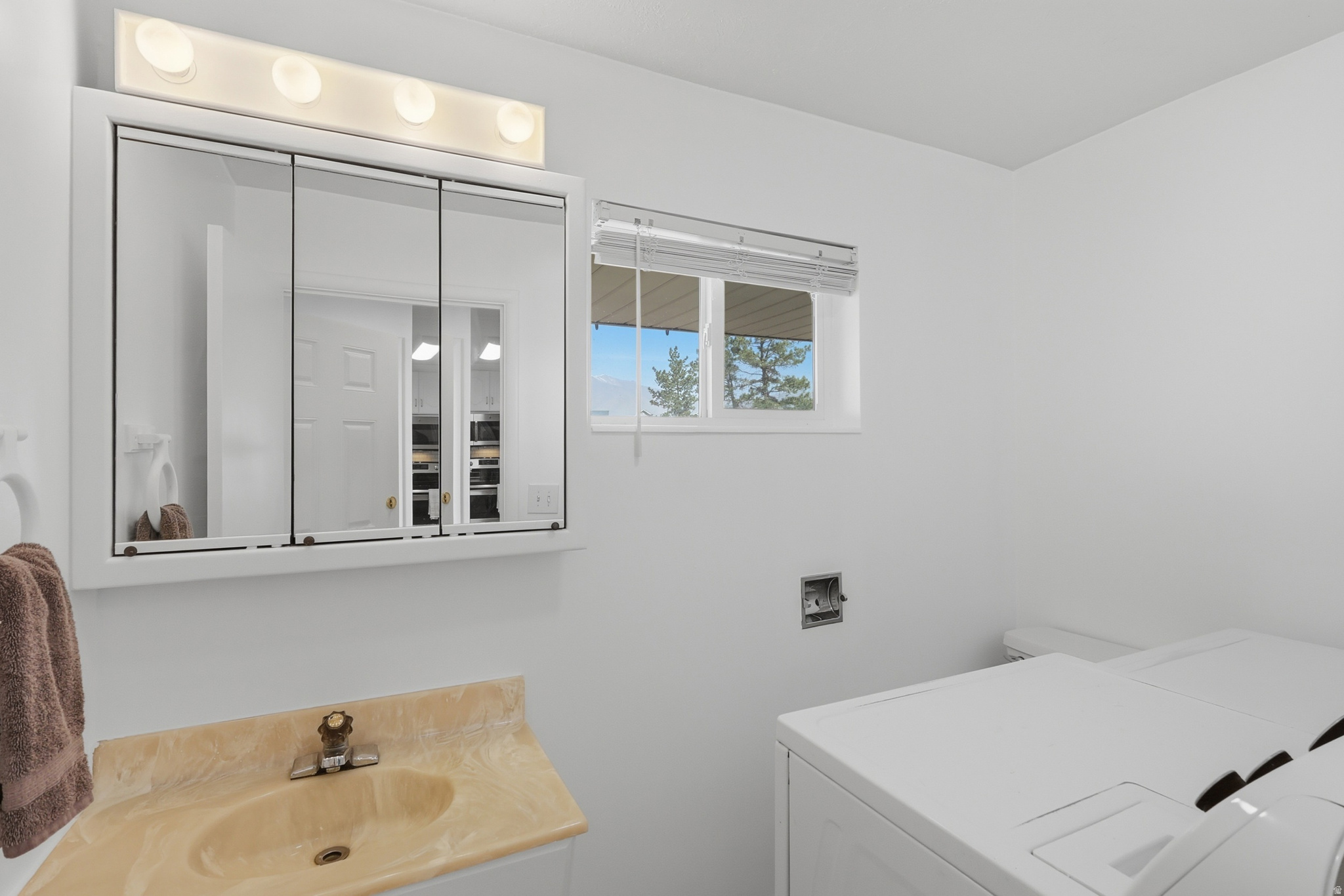 DAVIS - Residential