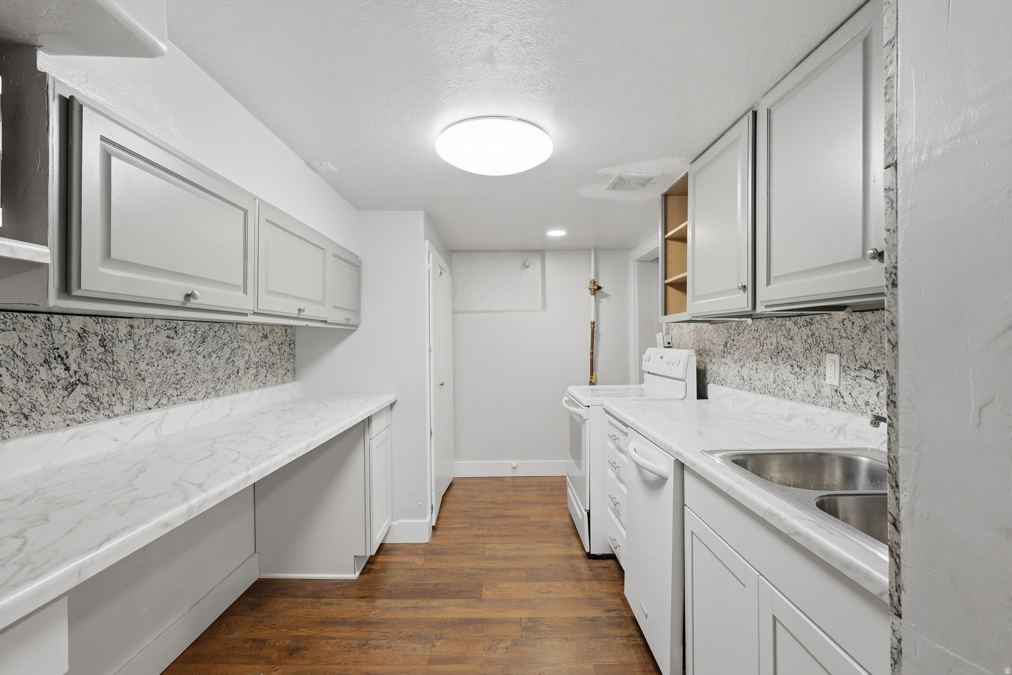 DAVIS - Residential