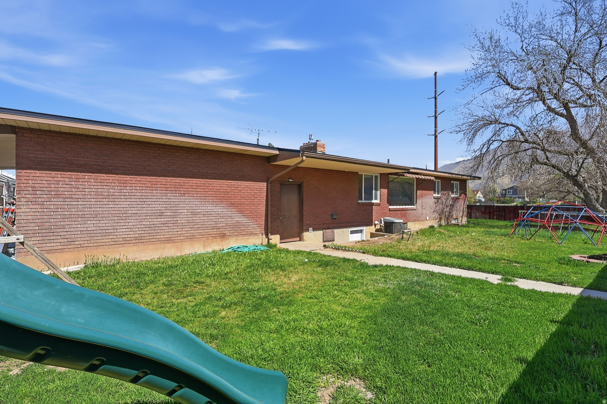 DAVIS - Residential