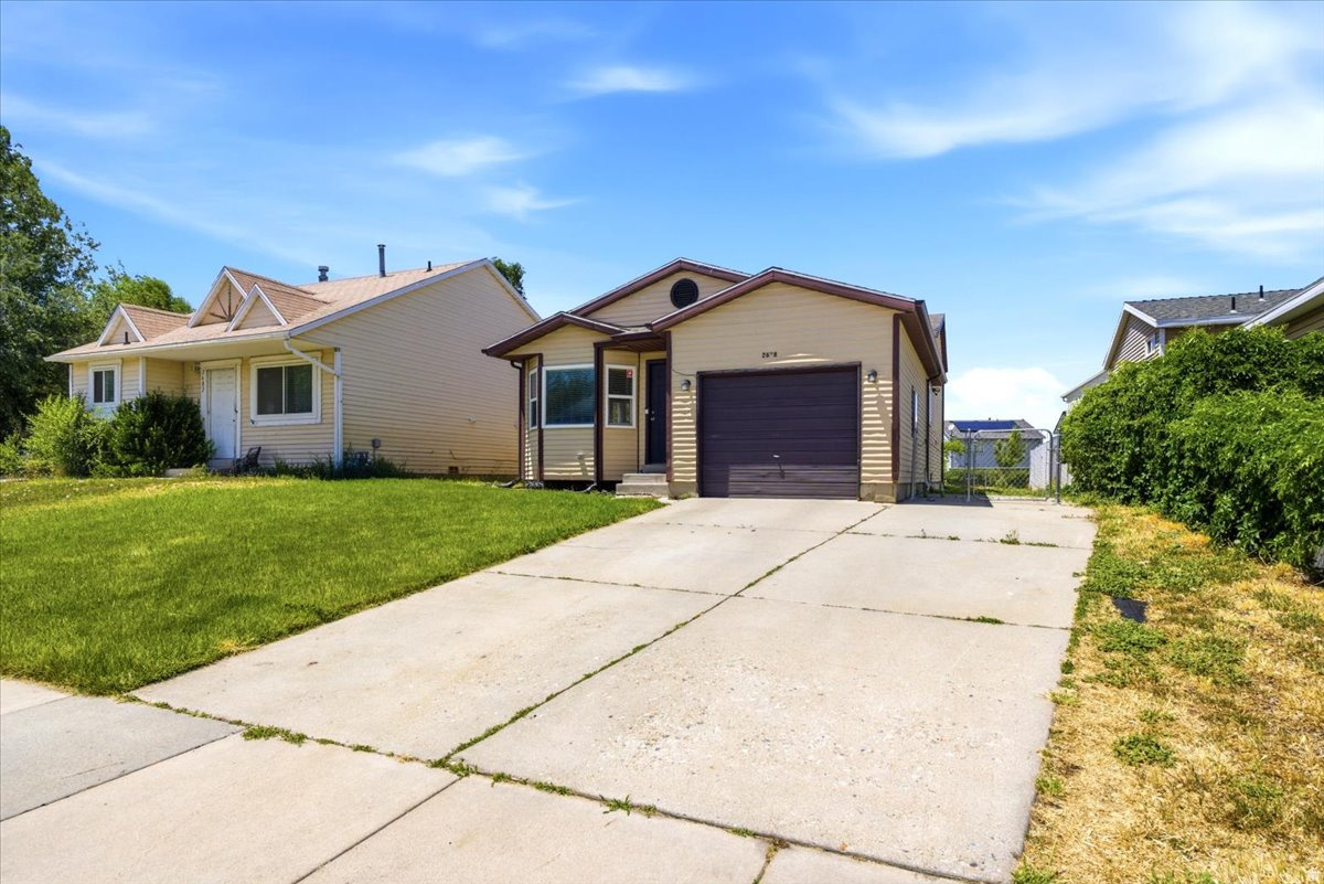 GREEN MEADOW ESTATES #5 - Residential