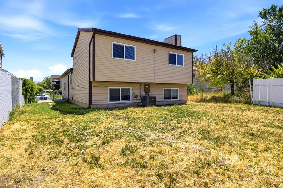 GREEN MEADOW ESTATES #5 - Residential
