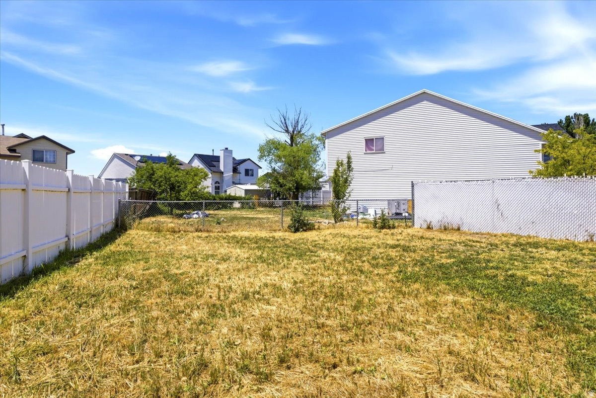 GREEN MEADOW ESTATES #5 - Residential