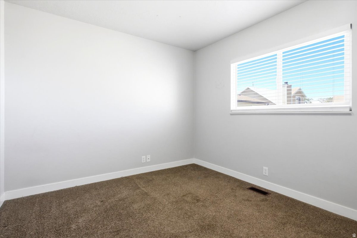 GREEN MEADOW ESTATES #5 - Residential