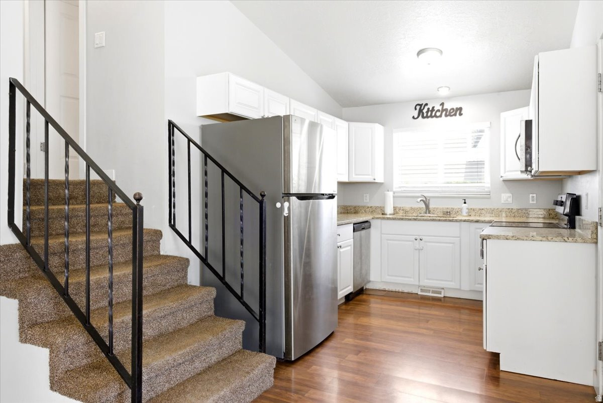 GREEN MEADOW ESTATES #5 - Residential