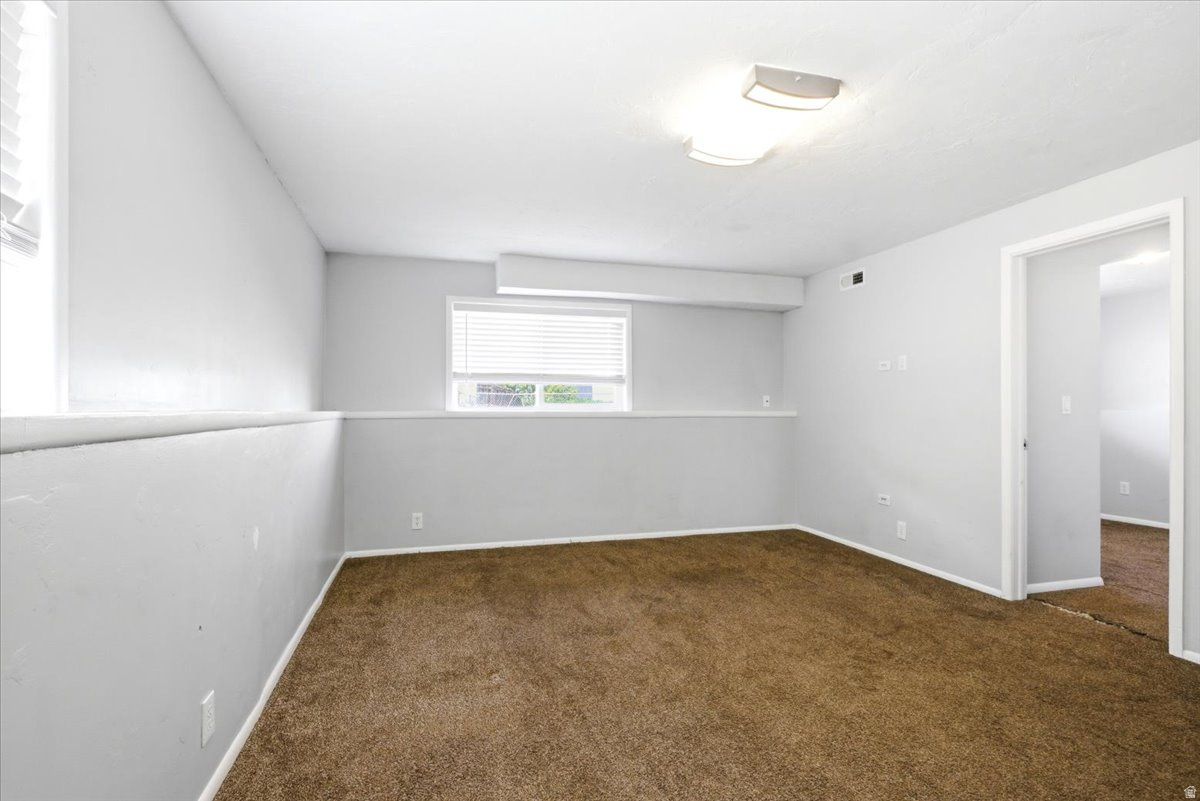 GREEN MEADOW ESTATES #5 - Residential