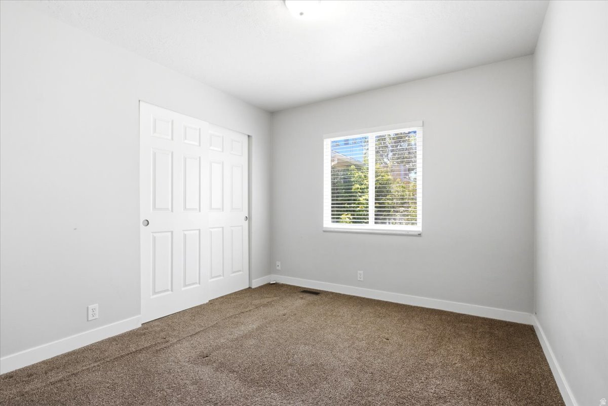 GREEN MEADOW ESTATES #5 - Residential