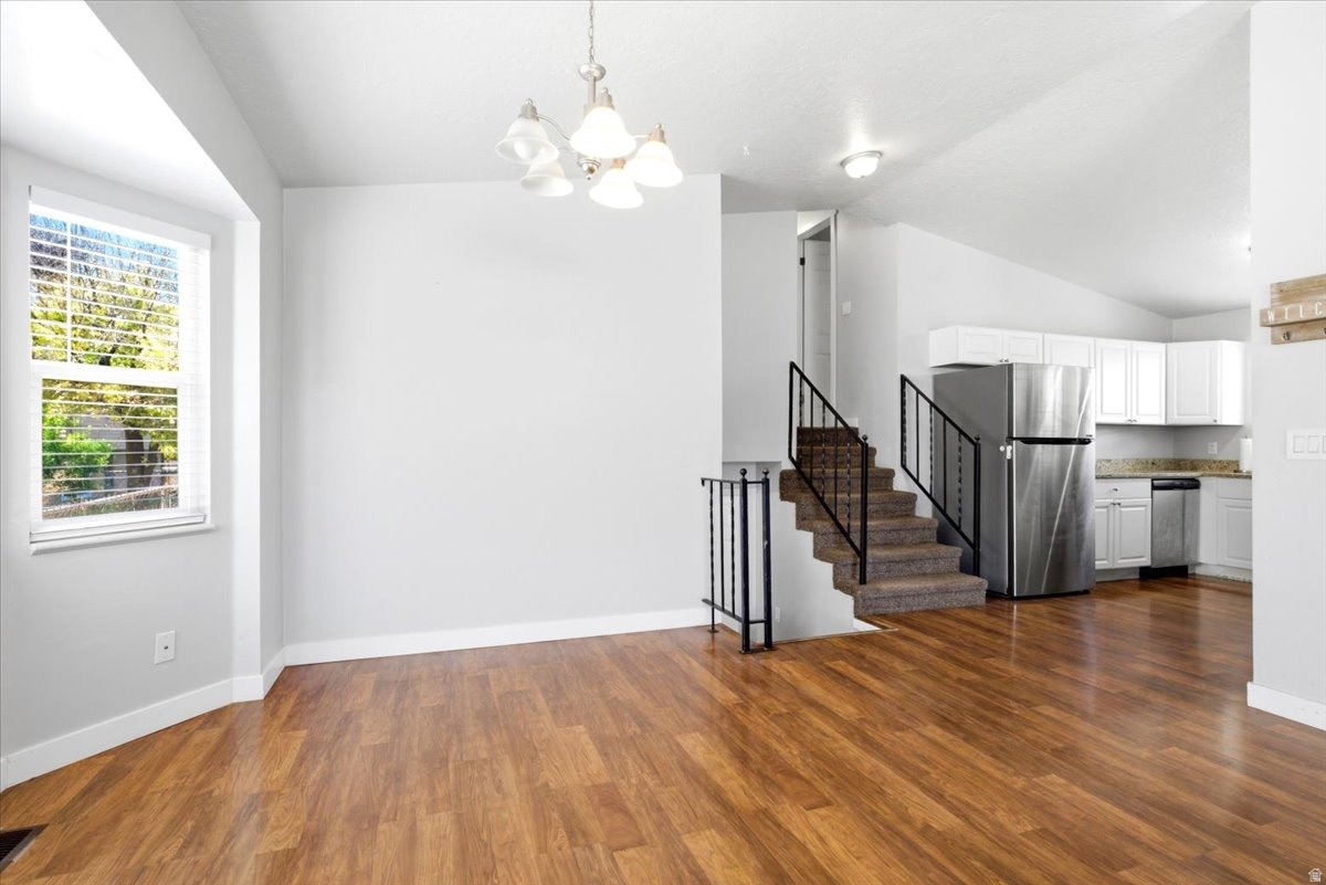 GREEN MEADOW ESTATES #5 - Residential